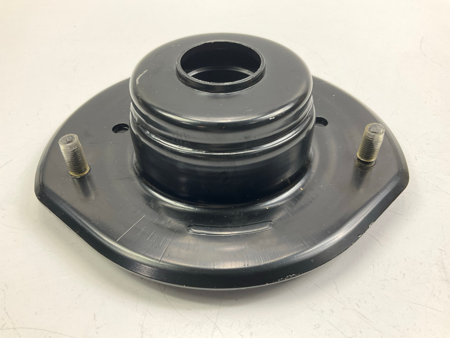 Moog K7374 Front Suspension Strut Mount