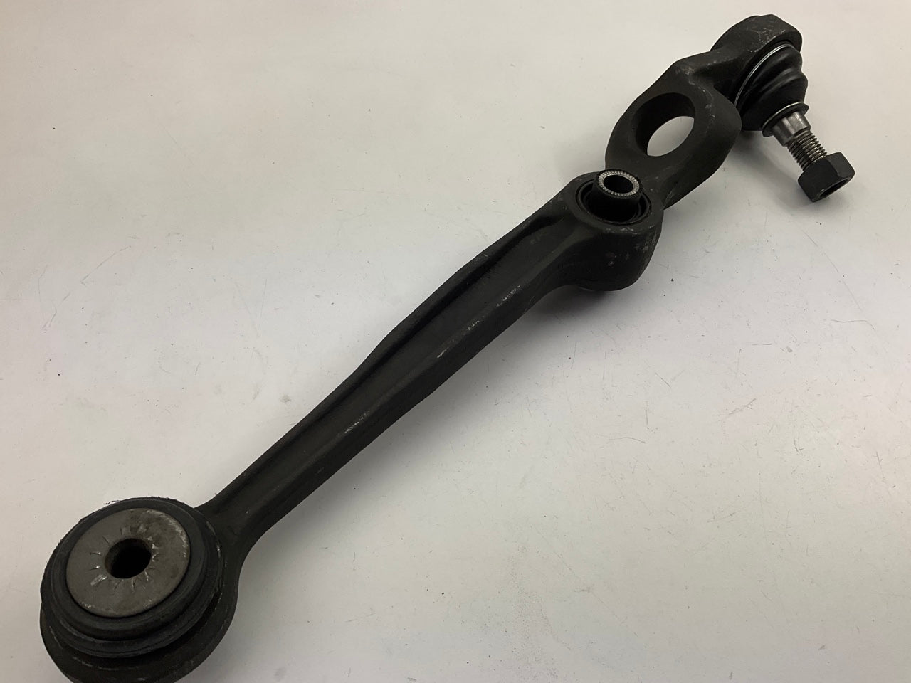 Moog K80055 Front Right Lower Suspension Control Arm & Ball Joint