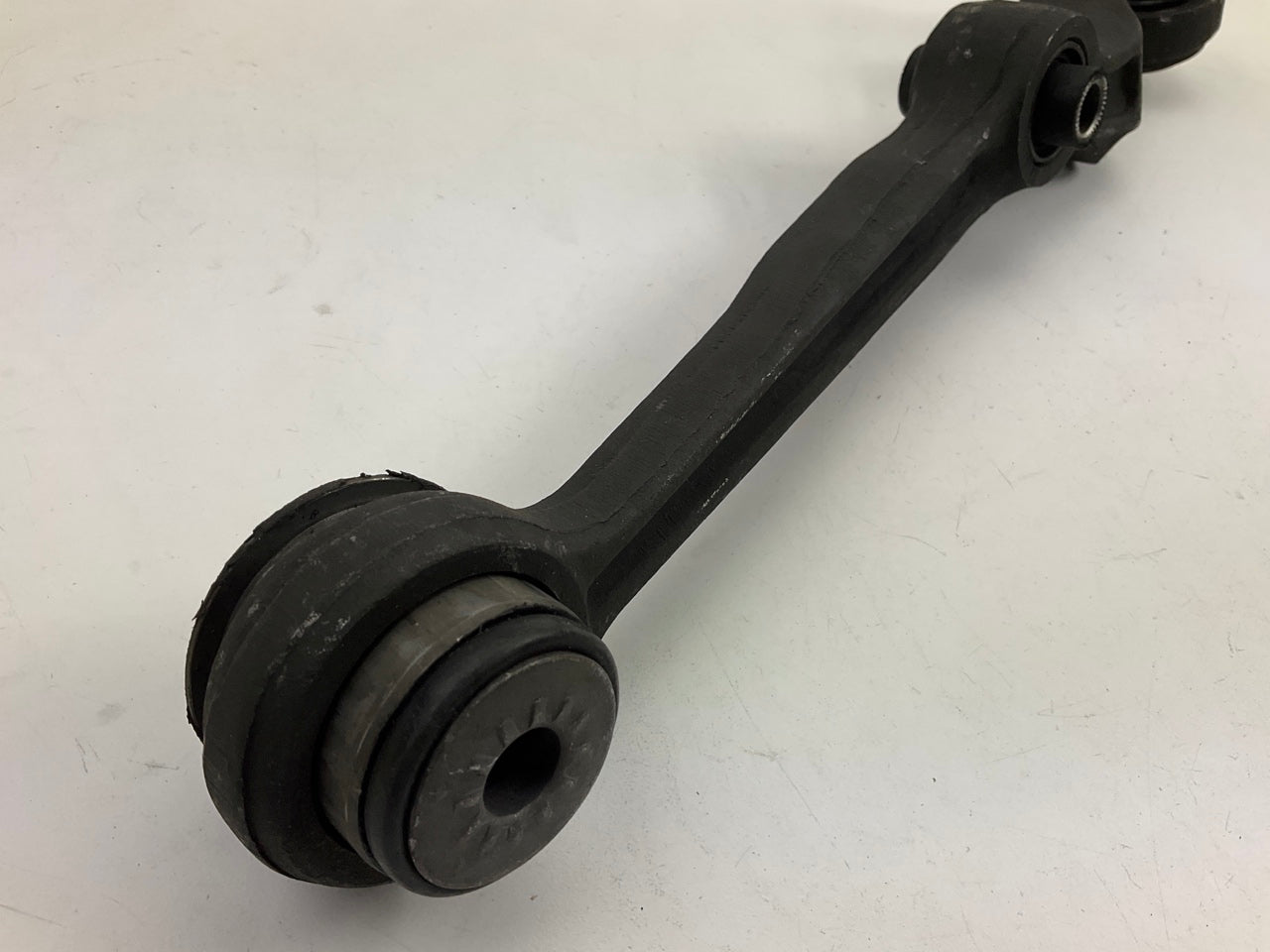 Moog K80055 Front Right Lower Suspension Control Arm & Ball Joint