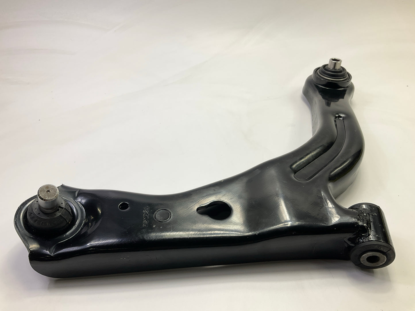 Moog K80397 Front Right Lower Suspension Control Arm And Ball Joint