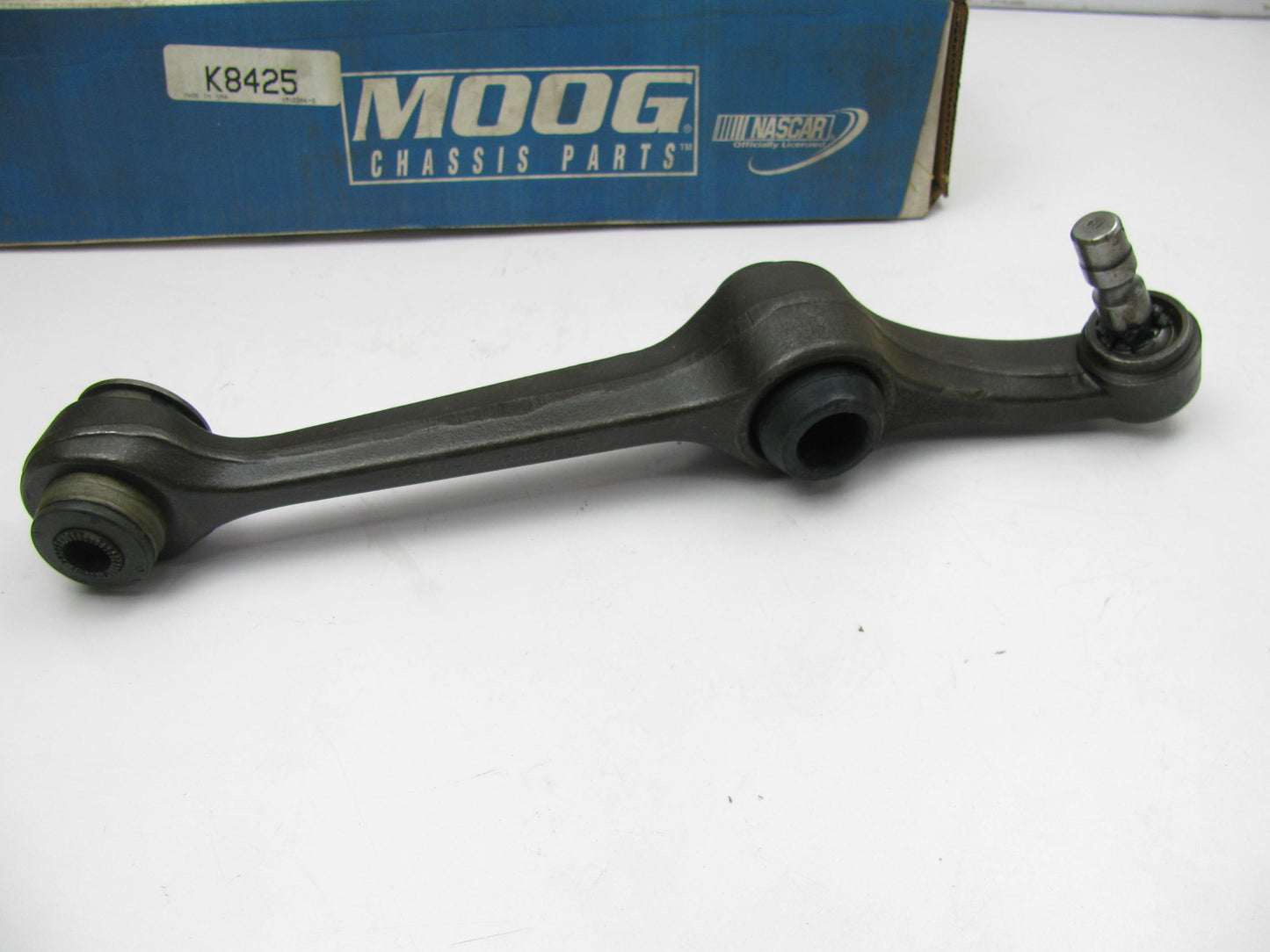 Moog K8425 Suspension Control Arm & Ball Joint Assembly - Front Right Lower