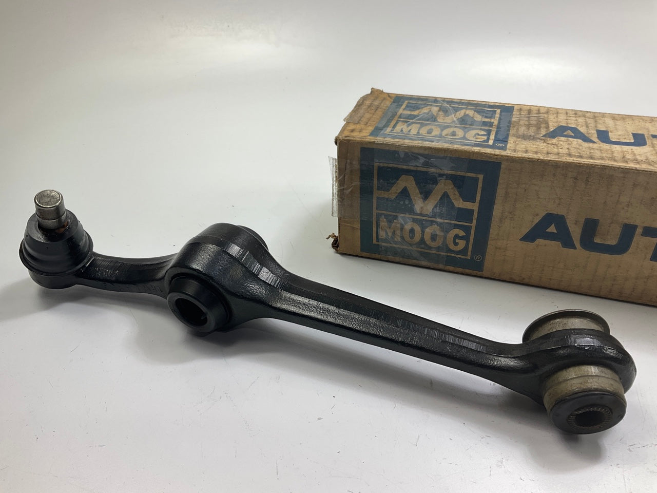 Moog K8427 Front Left Lower Suspension Control Arm W/ Ball Joint - 86-95 Taurus
