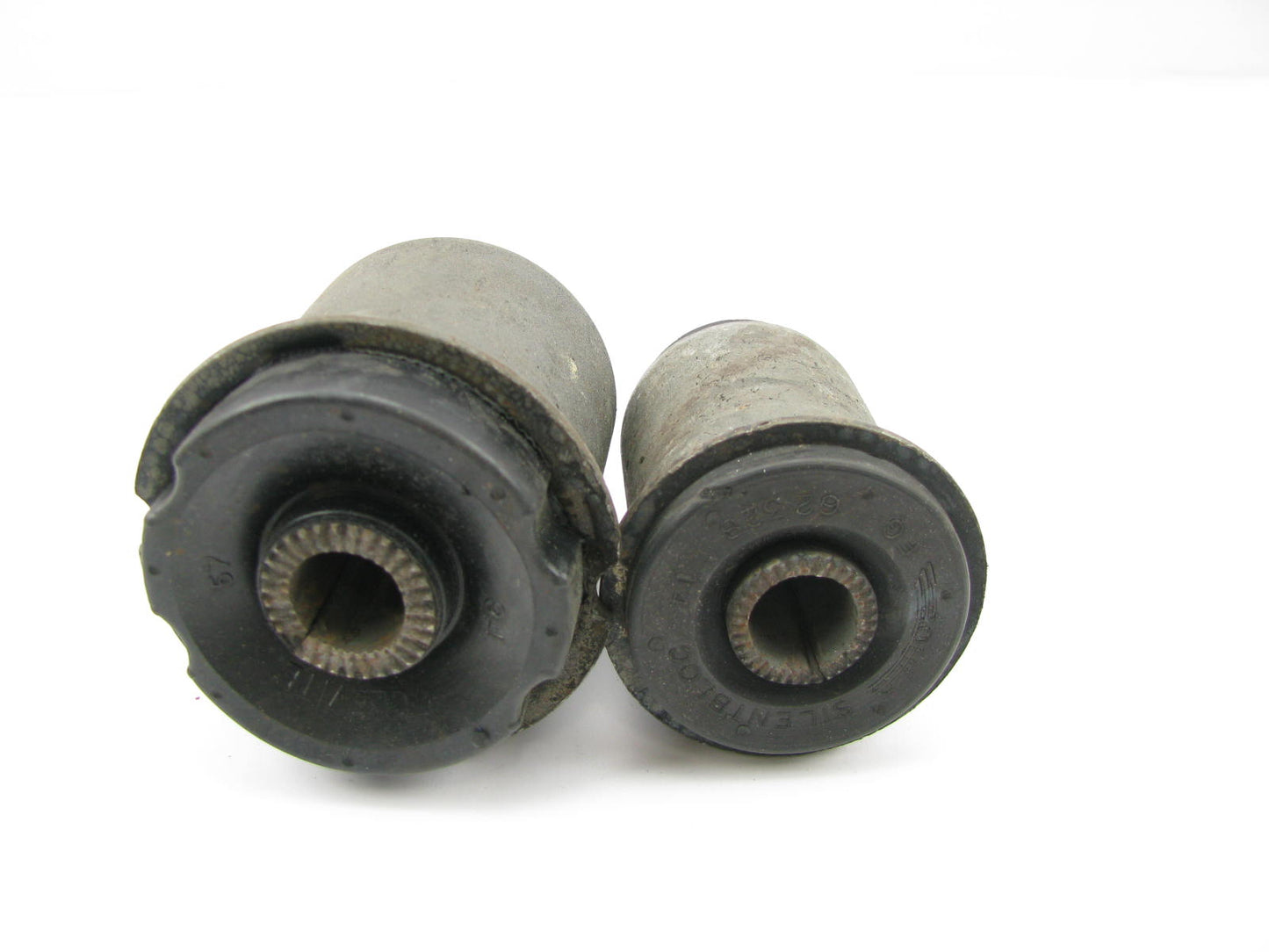 Moog K8495 Suspension Control Arm Bushing Kit - Front Lower