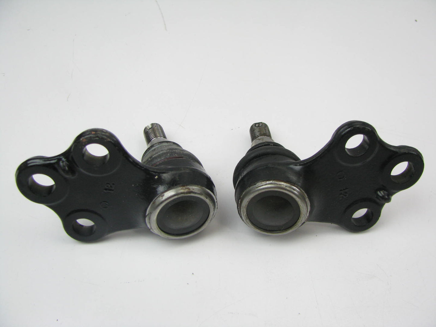 (2) Moog K8647 Suspension Ball Joint Front Lower 1993-2002 Villager Quest