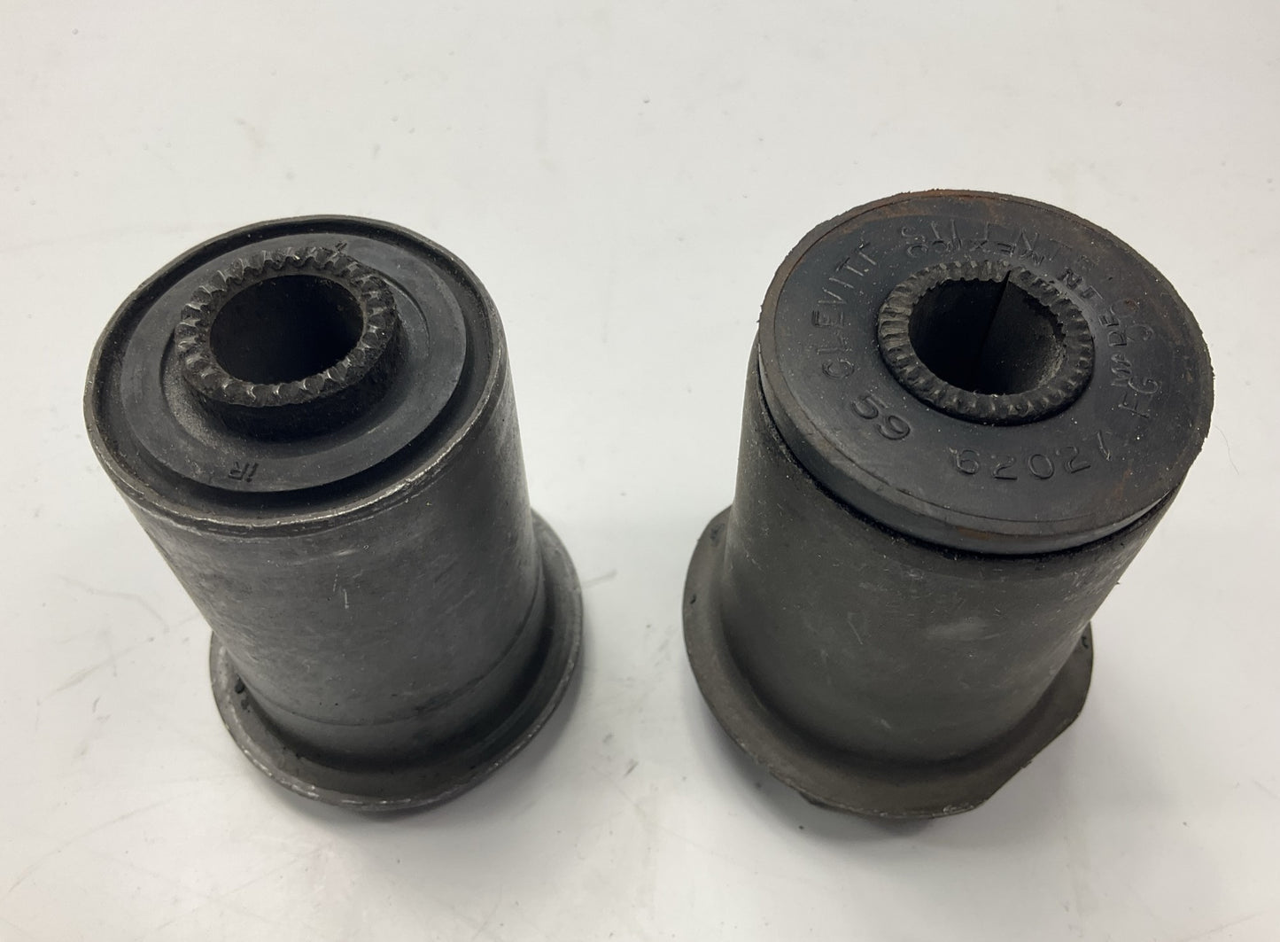 Moog K8705 Suspension Control Arm Bushing Kit, Front Lower