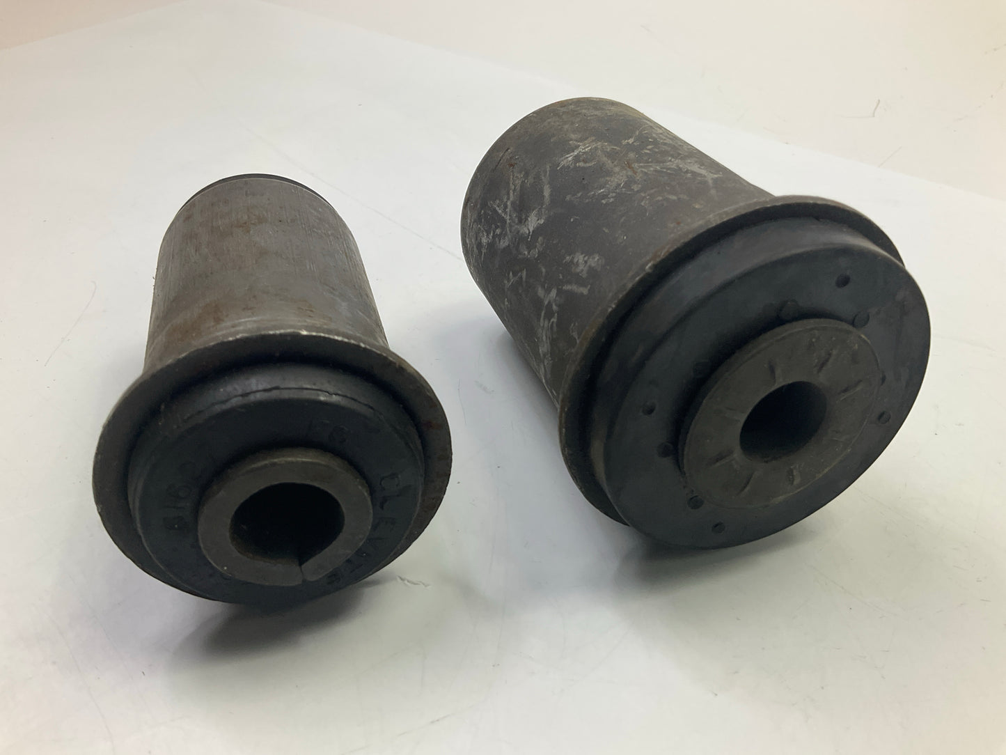 Moog K8764 Suspension Control Arm Bushing Kit, Front Lower