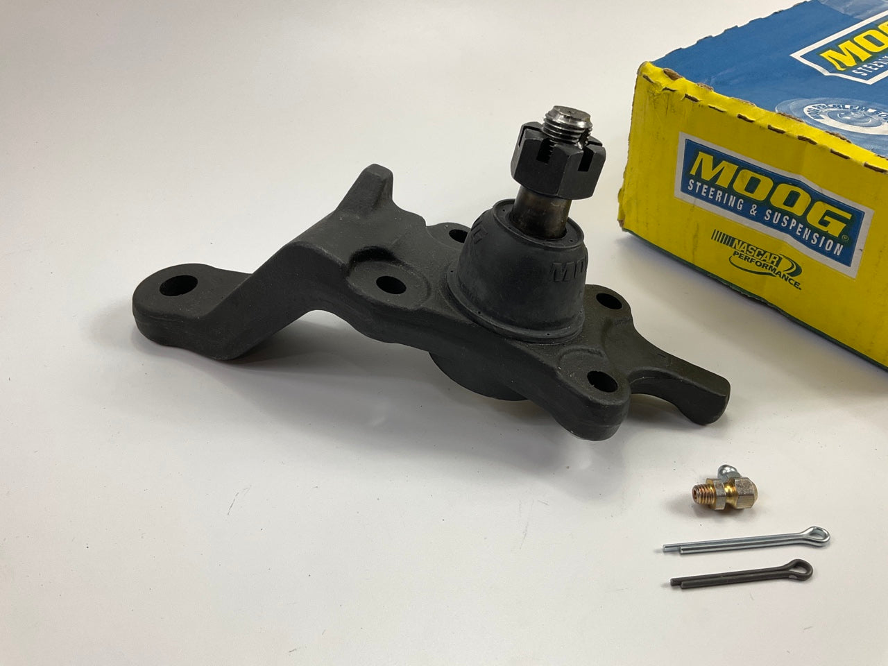 MISSING BOLTS Moog K90262 Front Left Lower Ball Joint