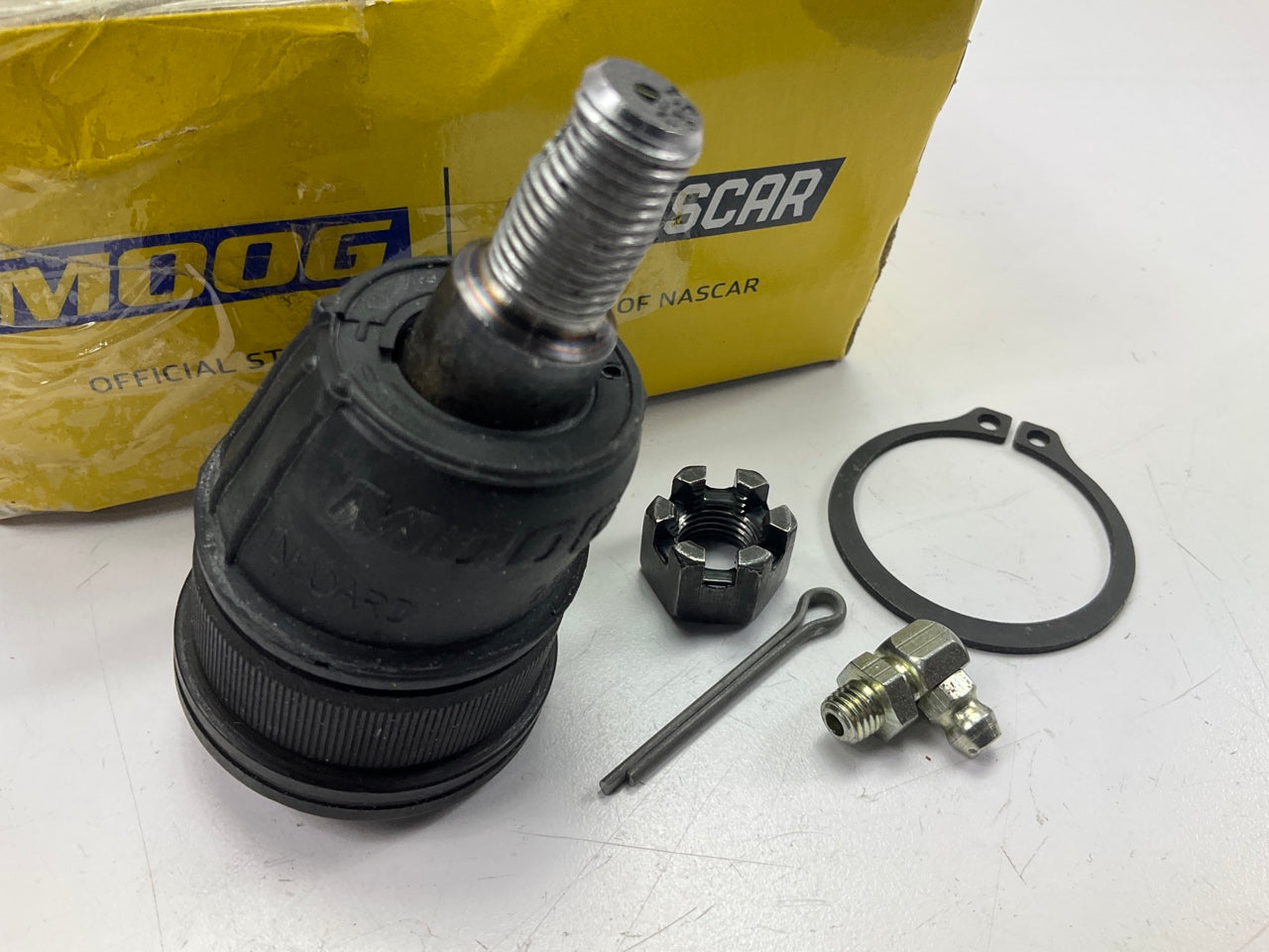 Moog K90332  Front Lower Ball Joint For 2001-2005 Honda Civic, Acura EL
