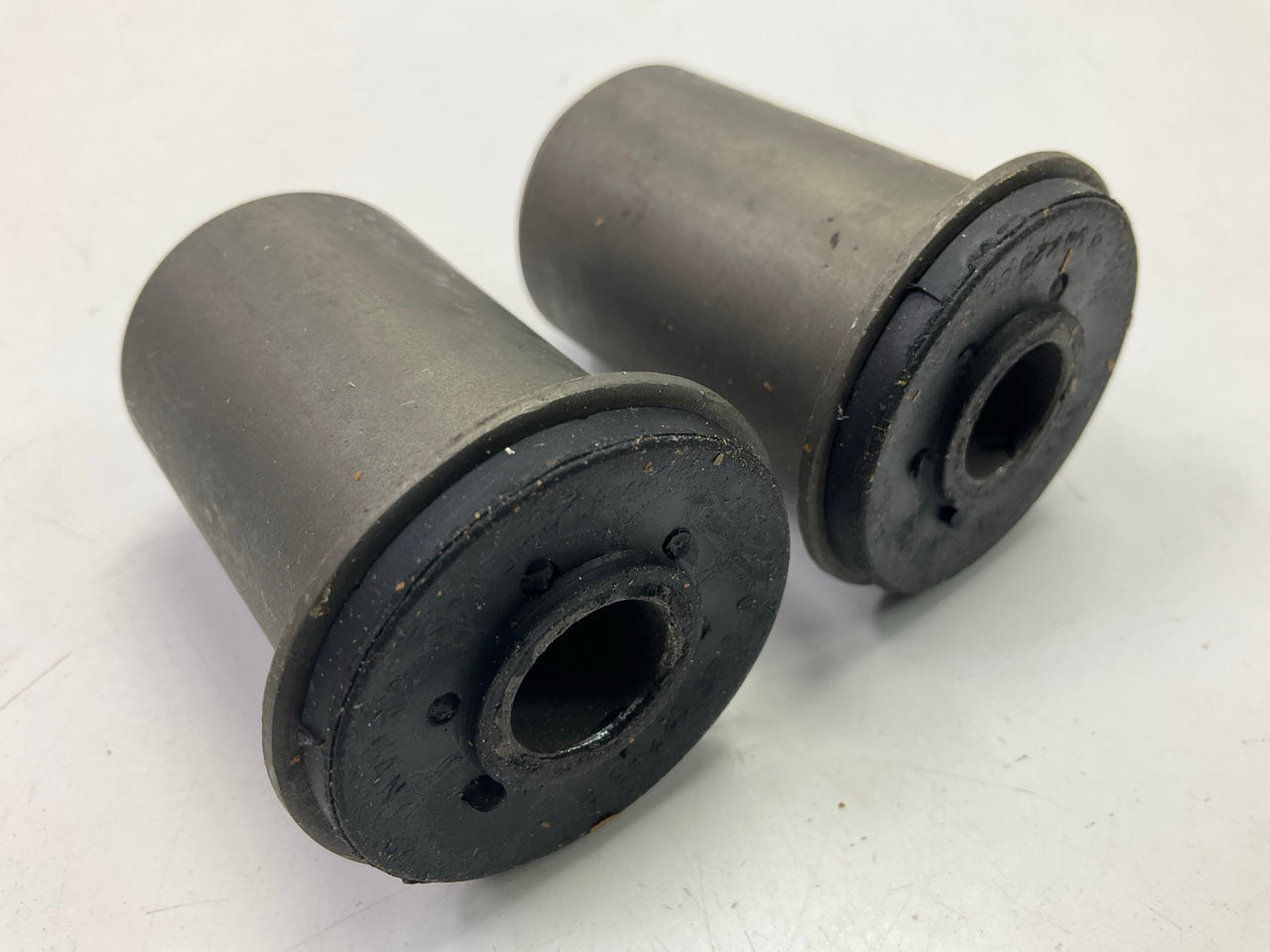 (2) Moog K9202 Front Lower Control Arm Bushing 1981-87 Isuzu Pickup 1981-82 LUV