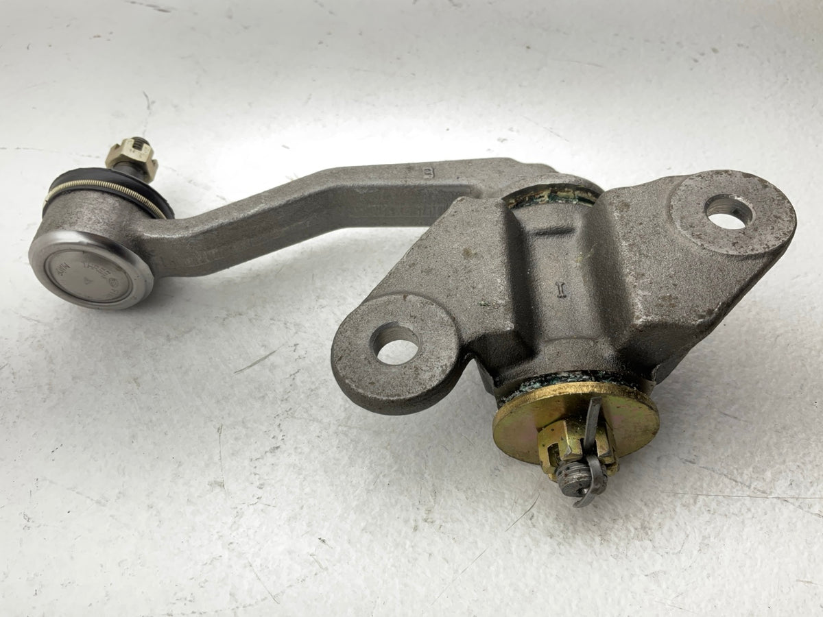 Deteriorated Bushing Moog K9369 OEM 555 Steering Idler Arm 1979-1985 Mazda RX-7