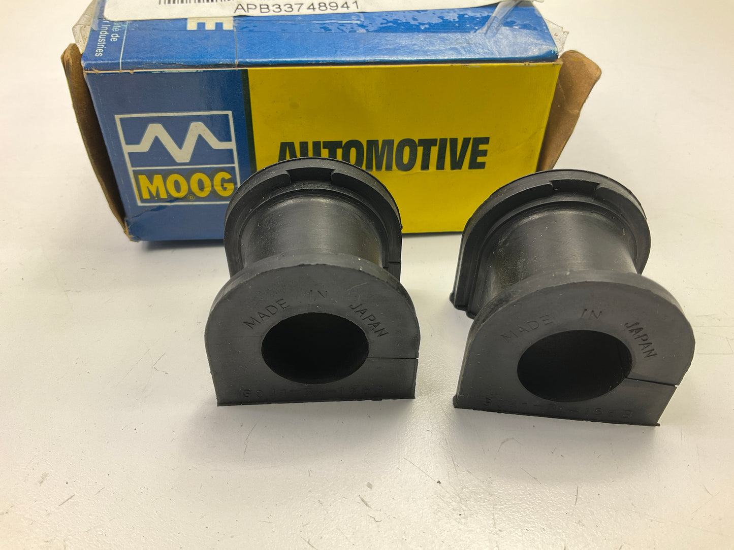 Moog K9568 Front Suspension Stabilizer Sway Bar Bushings