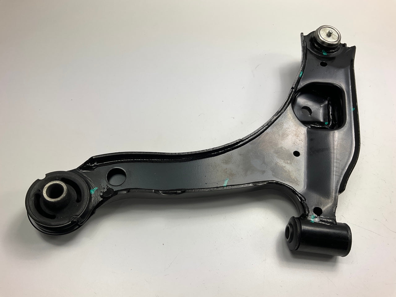 MISSING BOLT Moog RK620023 Control Arm And Ball Joint - Front Right Lower