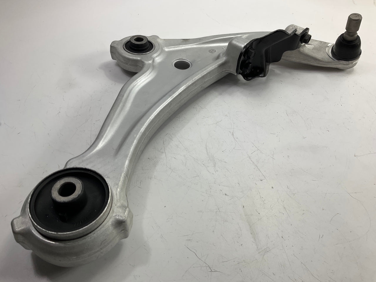 Moog RK620196 Front Right Lower Control Arm And Ball Joint 2007-2013 Altima