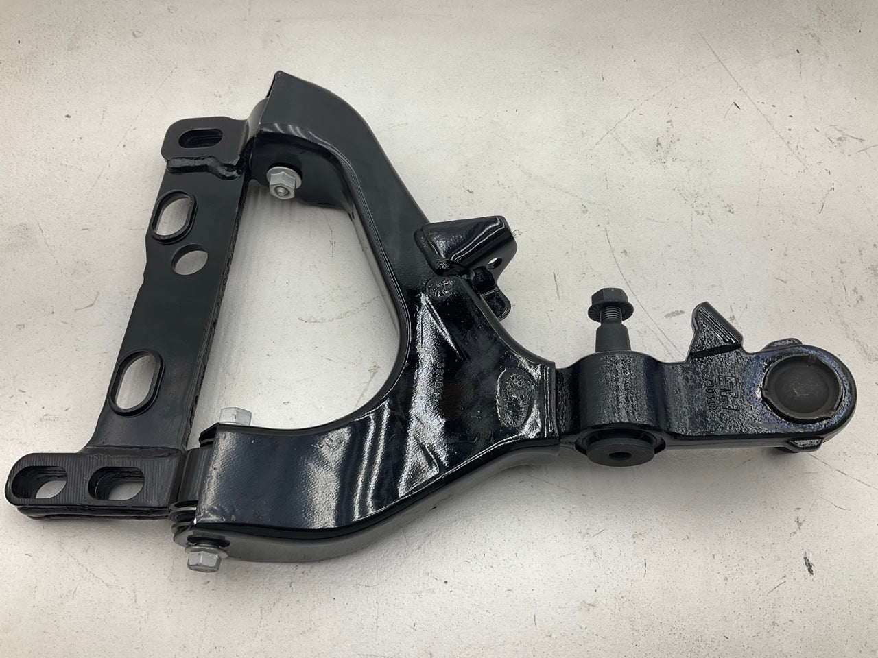 MISSING HARDWARE Moog RK620309 Front Right Lower Control Arm And Ball Joint