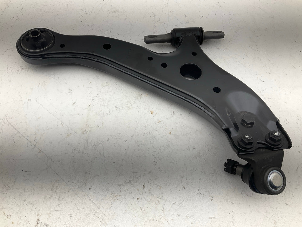 Moog RK620334 Front Left Lower Suspension Control Arm And Ball Joint
