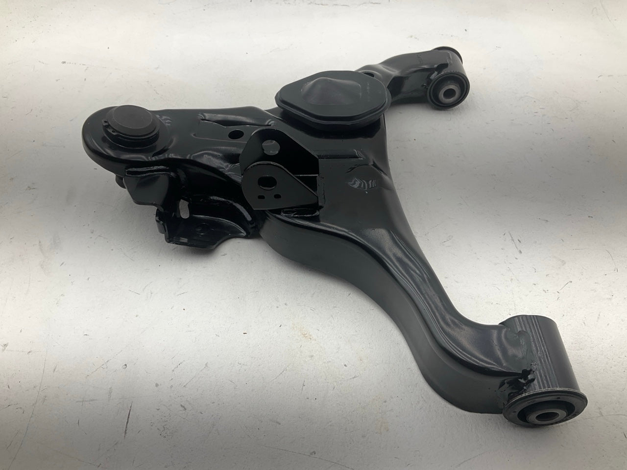 Moog RK620371 Front Right Lower Suspension Control Arm And Ball Joint