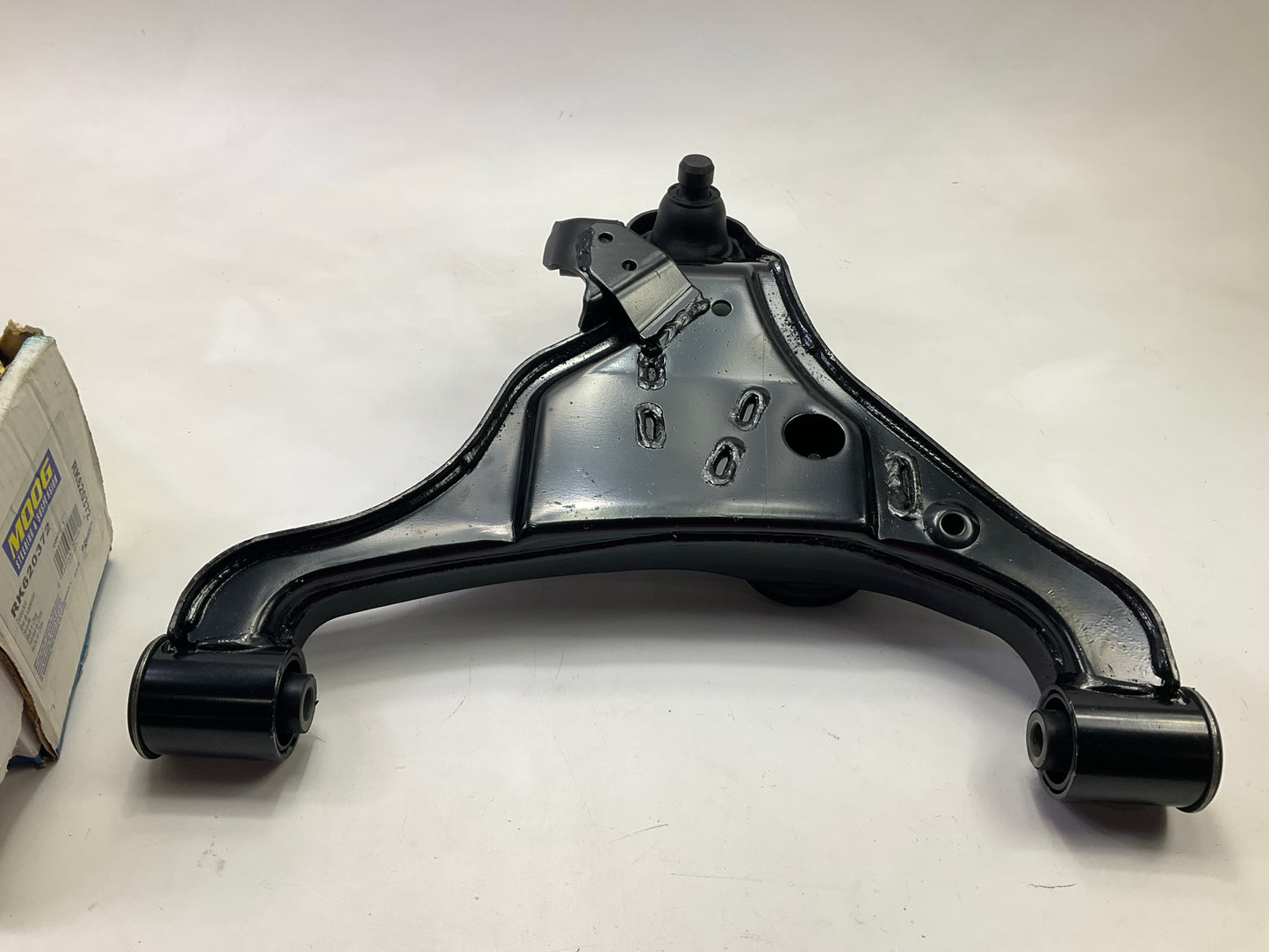 Moog RK620372 Front Left Lower Suspension Control Arm And Ball Joint