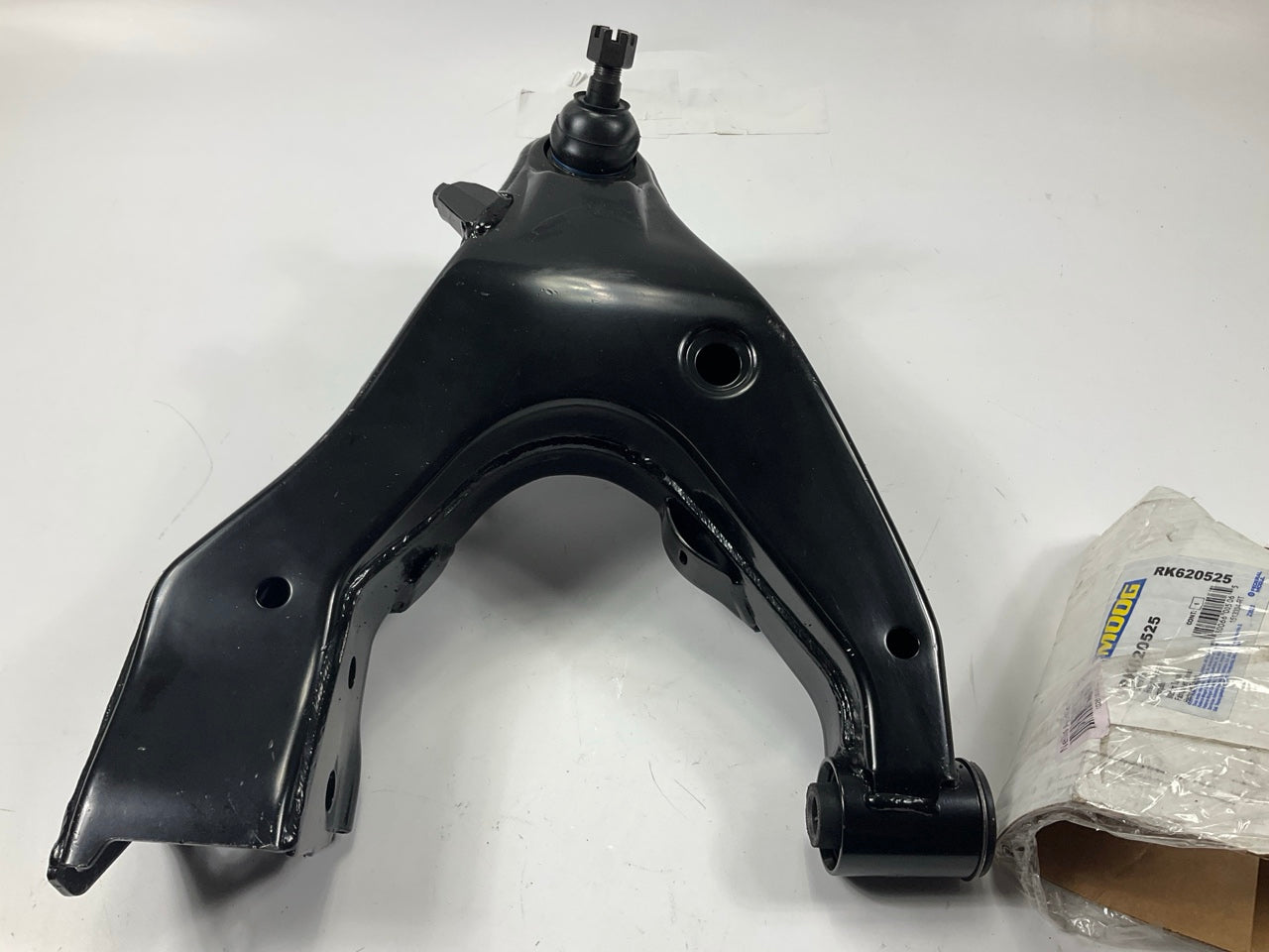 Moog RK620525 Front Right Lower Control Arm For 1998-2007 Toyota Land Cruiser