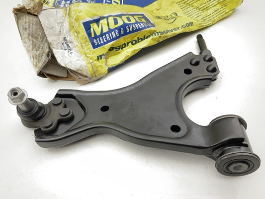 Moog RK621232 Front Left Lower Suspension Control Arm And Ball Joint Assembly