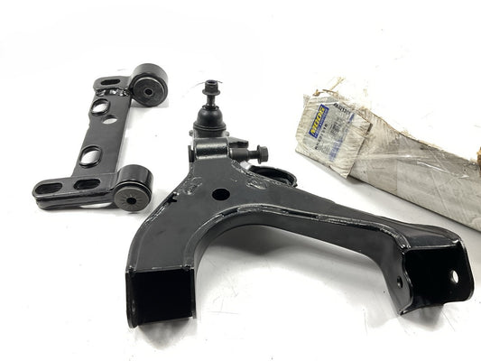 NO HARDWARE Moog RK621315 Suspension Control Arm & Ball Joint, Front Right Lower