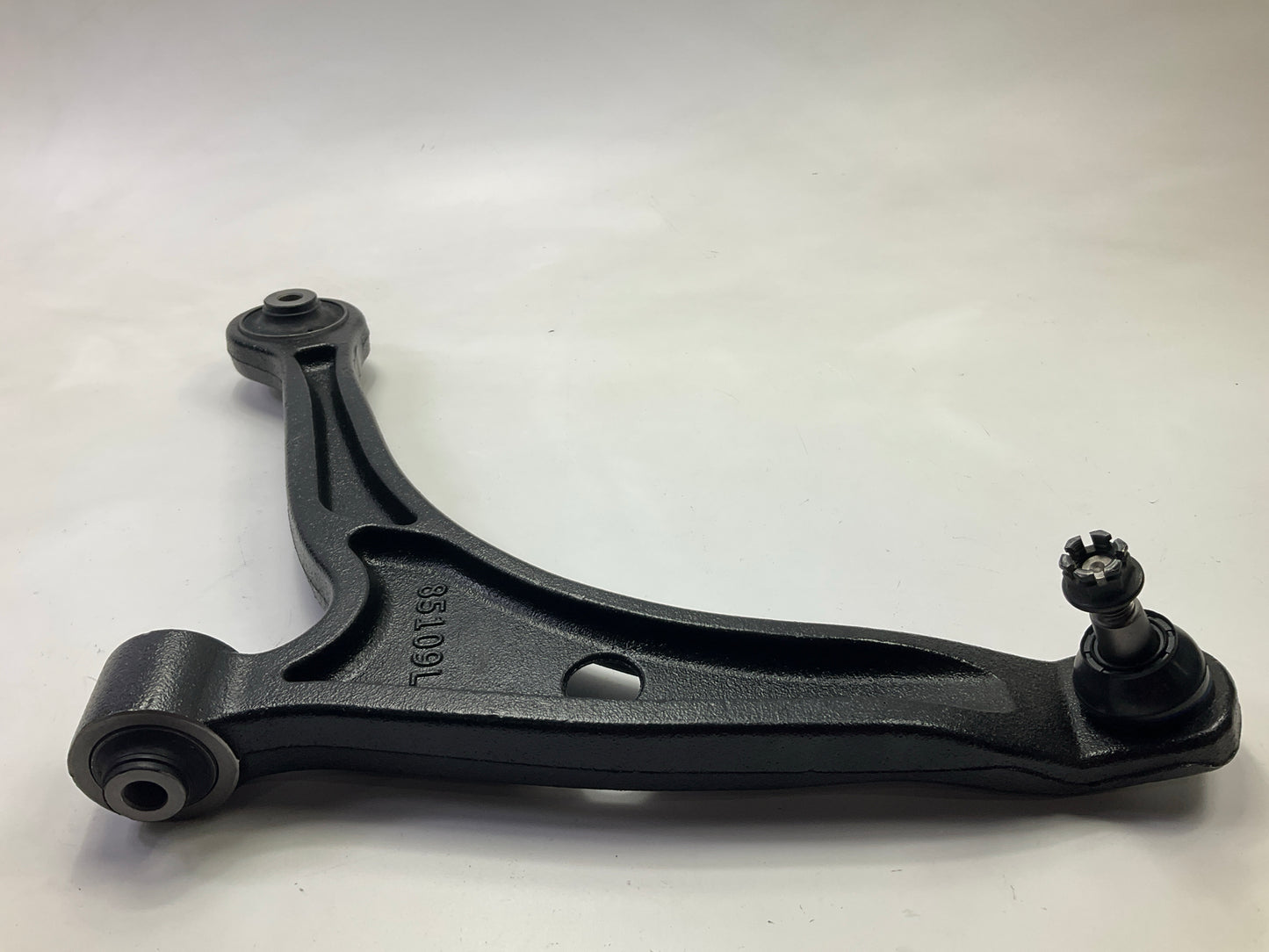 Moog RK621349 Front Left Lower Suspension Control Arm And Ball Joint