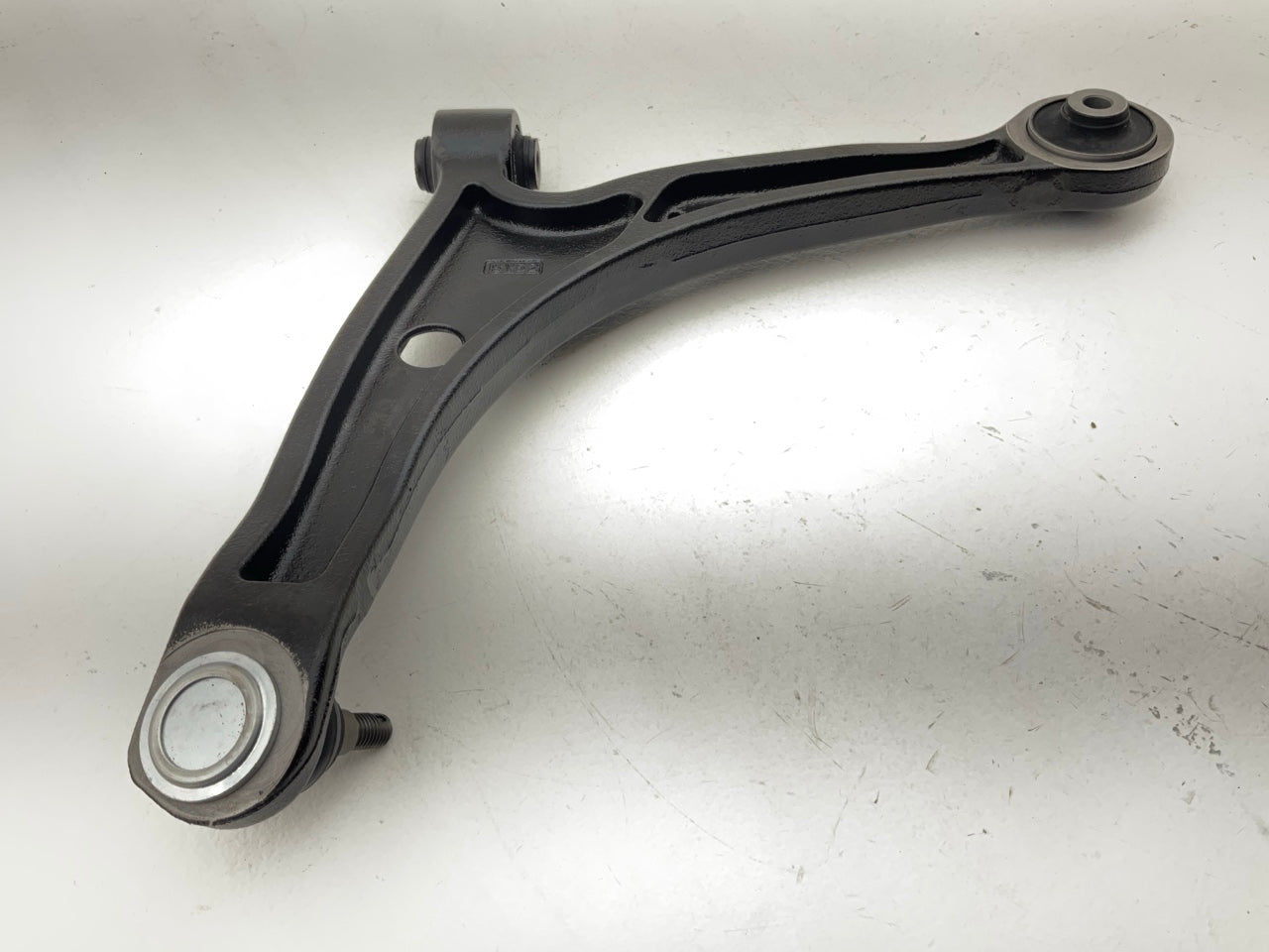 MISSING NUT Moog RK621350 Front Right Lower Control Arm And Ball Joint