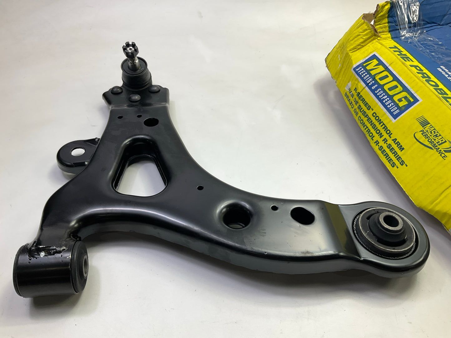 Moog RK621351 Front Left Lower Suspension Control Arm And Ball Joint