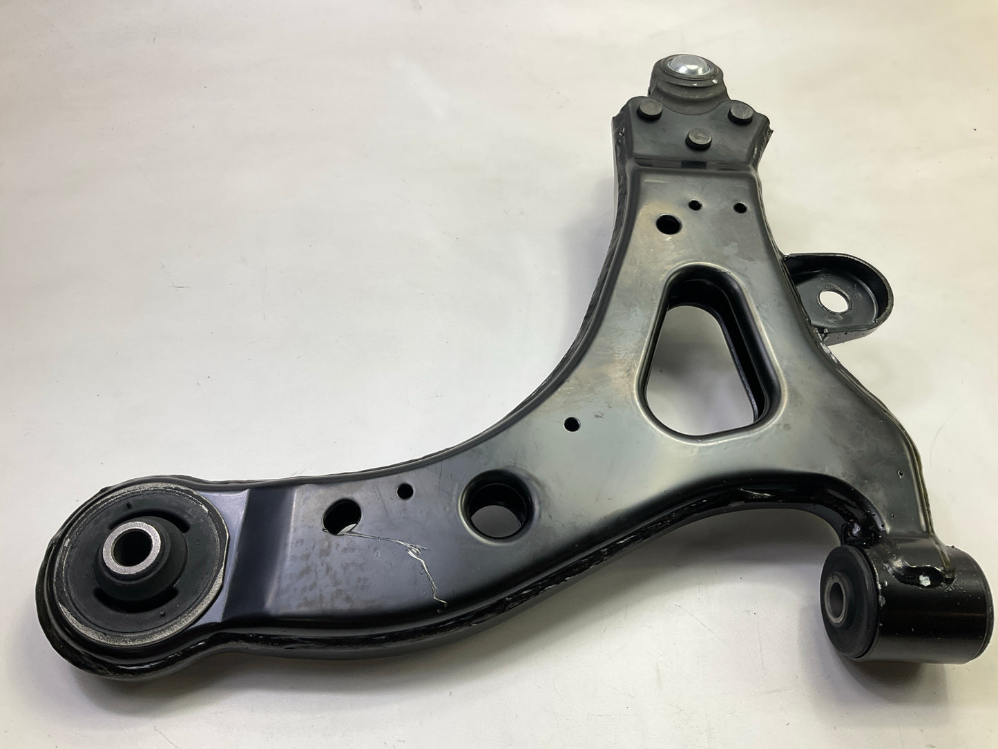 Moog RK621351 Front Left Lower Suspension Control Arm And Ball Joint
