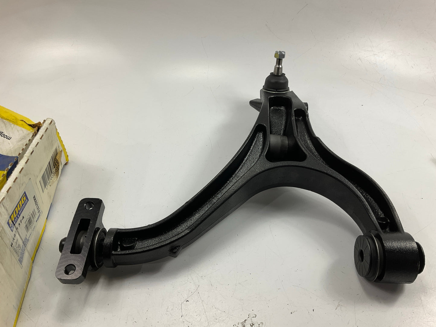 Moog RK621374 Front Right Lower Suspension Control Arm And Ball Joint