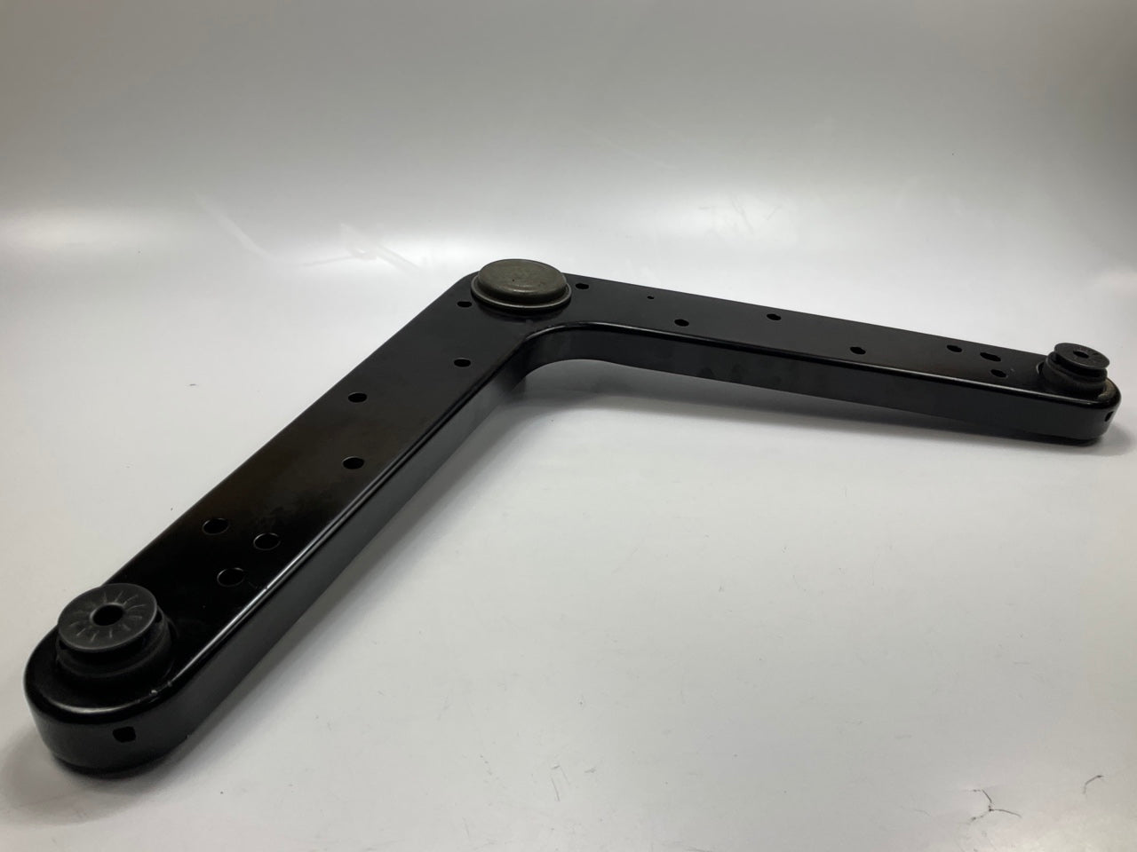 Moog RK621376 Rear Left Upper Control Arm For 2002-2007 Jeep Liberty
