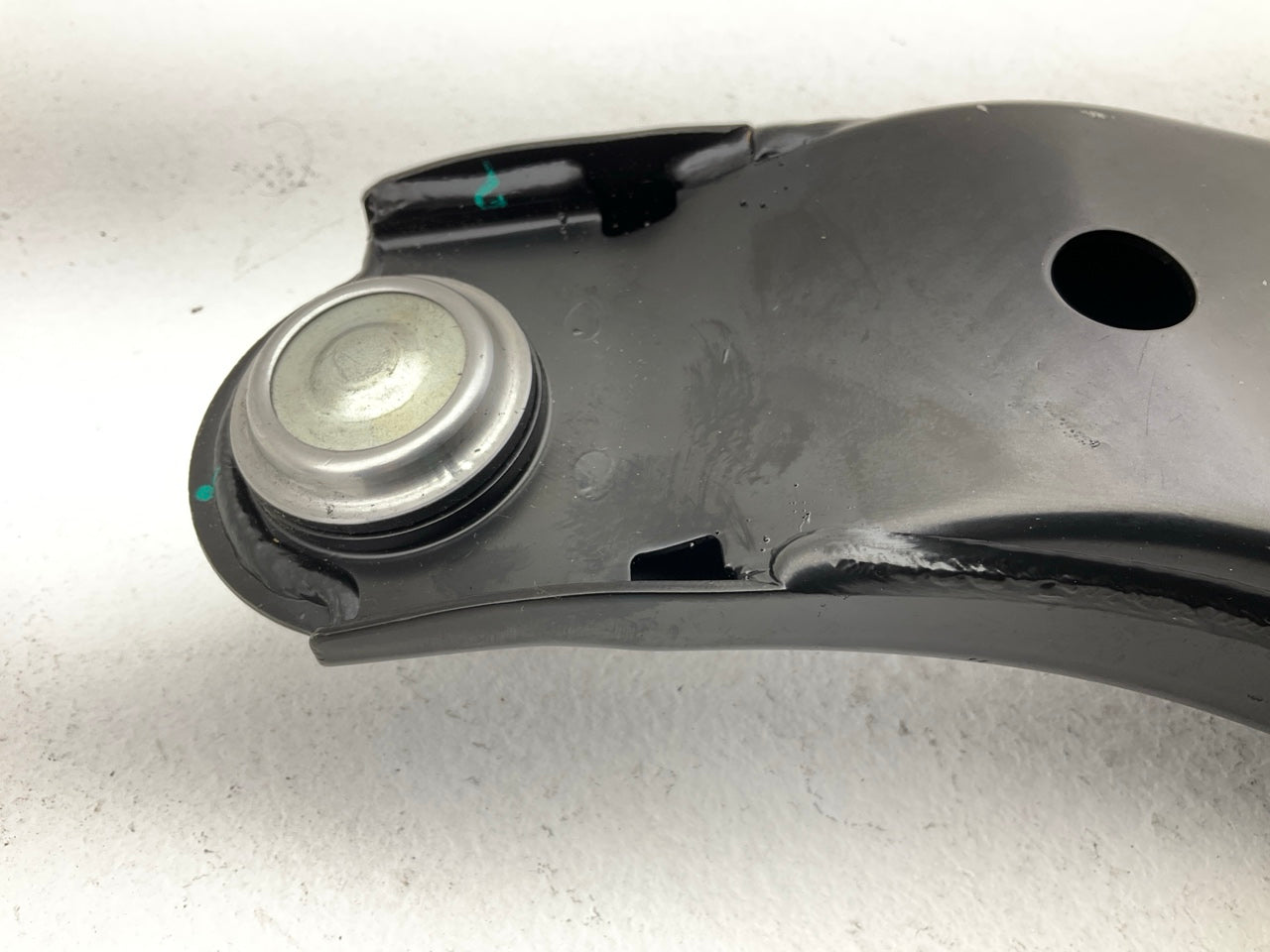 Moog RK621686 Front Left Lower Control Arm For 2007-2009 Hyundai Santa Fe