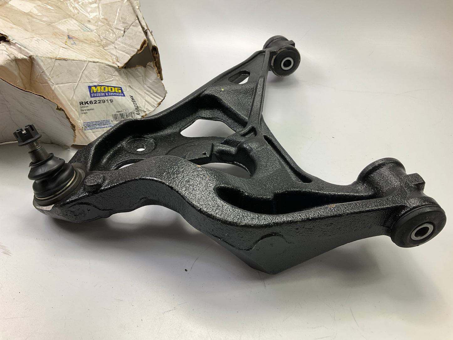 Moog RK622919 Front Right LOWER Suspension Control Arm And Ball Joint