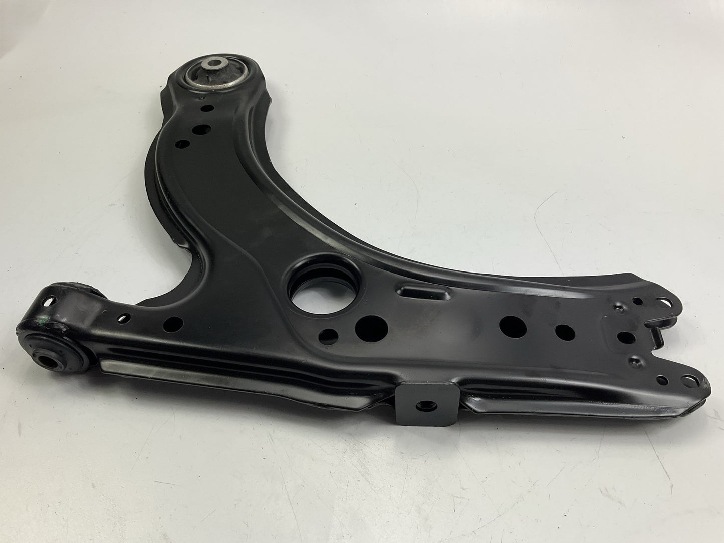 Moog RK640176 Front Lower Suspension Control Arm