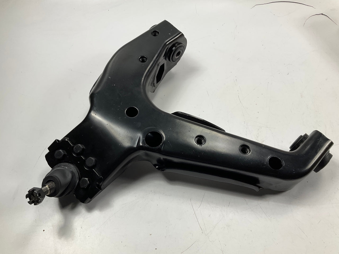 Moog RK641492 Front Left Lower Control Arm - 1992-2005 Chevy Astro AWD ONLY
