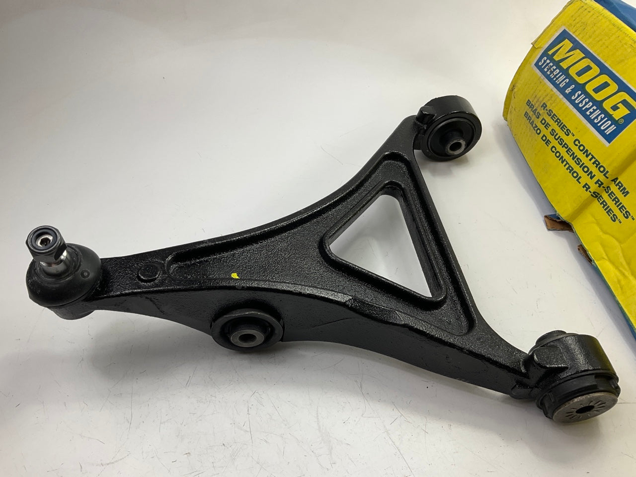 Moog RK641534 Front Right Lower Suspension Control Arm And Ball Joint