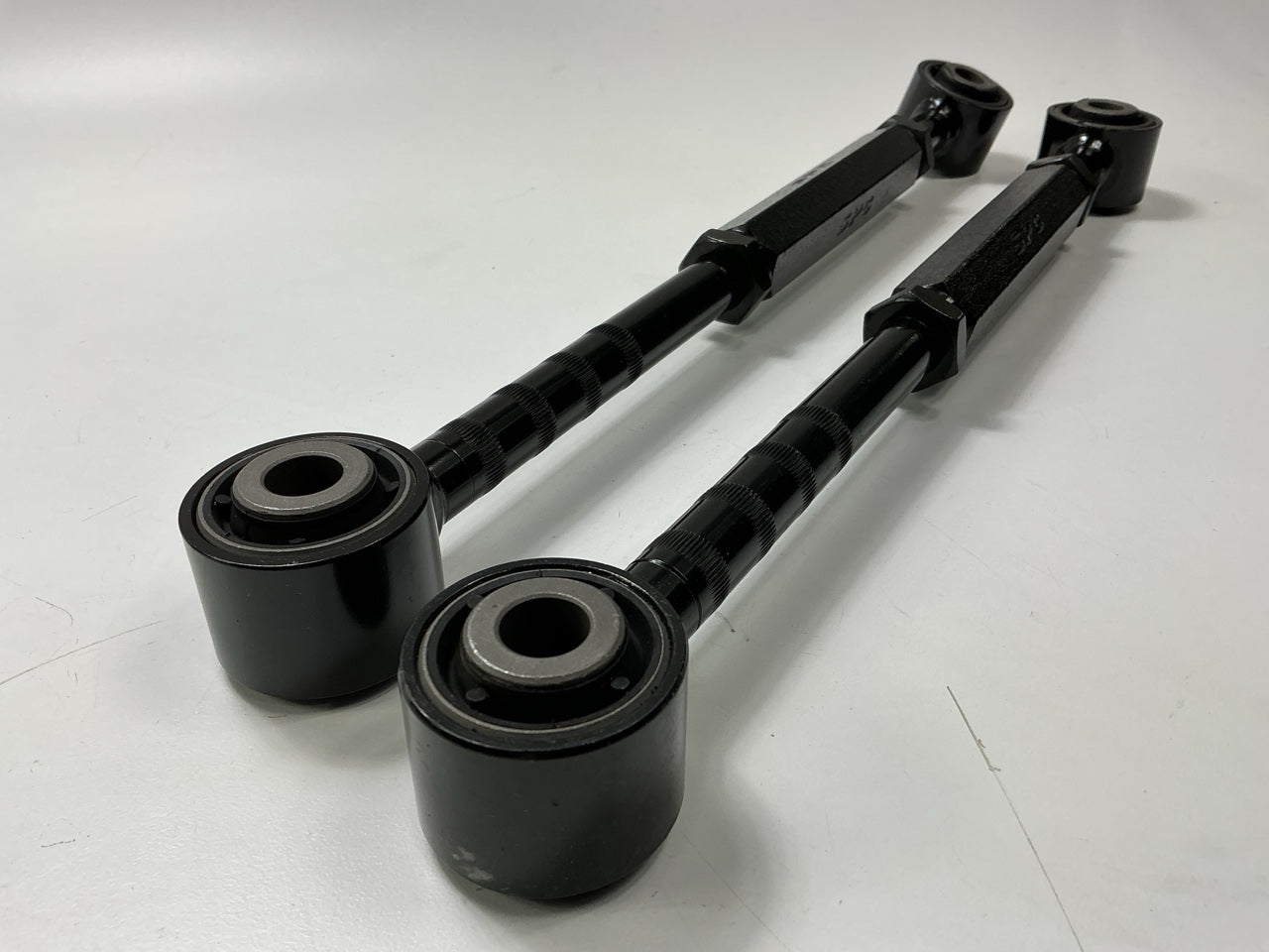 Moog RK641841 Lower Suspension Control Arm Kit Set