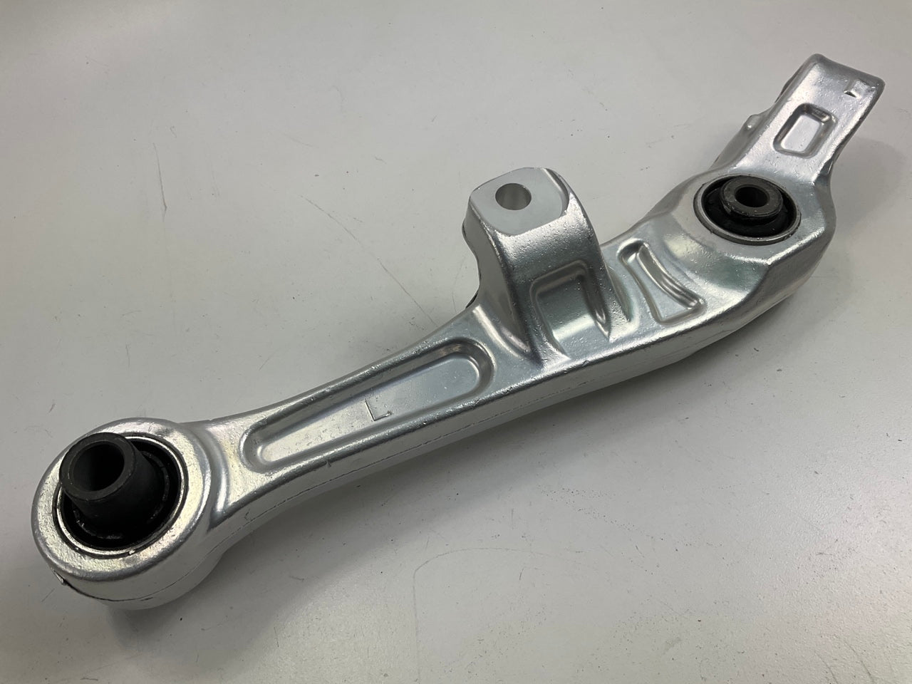 Moog RK642009 Front Left Lower Suspension Control Arm 05-07 G35, 05-09 350Z