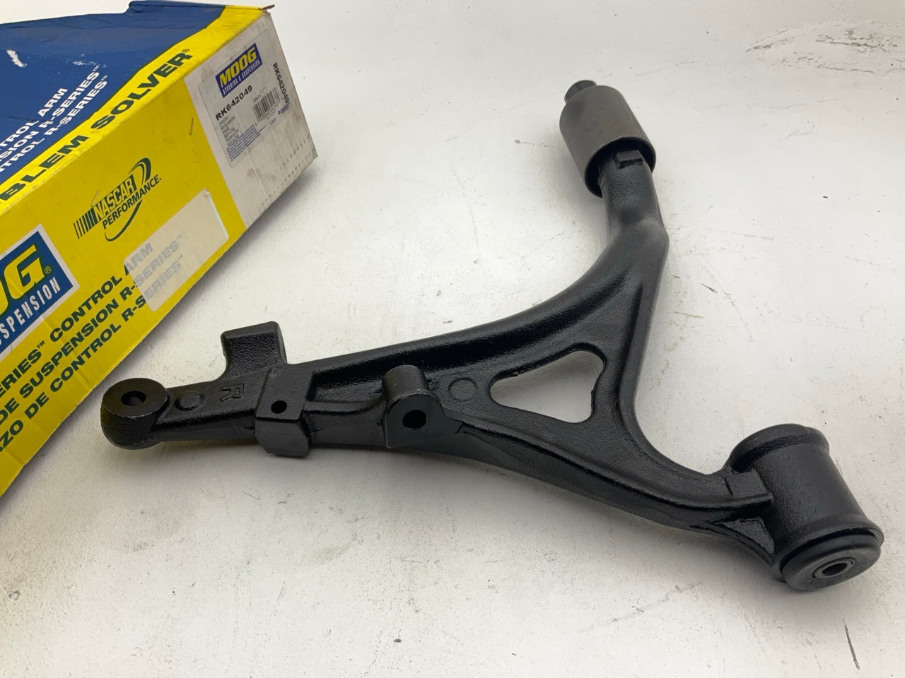 Moog RK642049 Front Right Lower Suspension Control Arm 98-00 ML320, 99-00 ML430