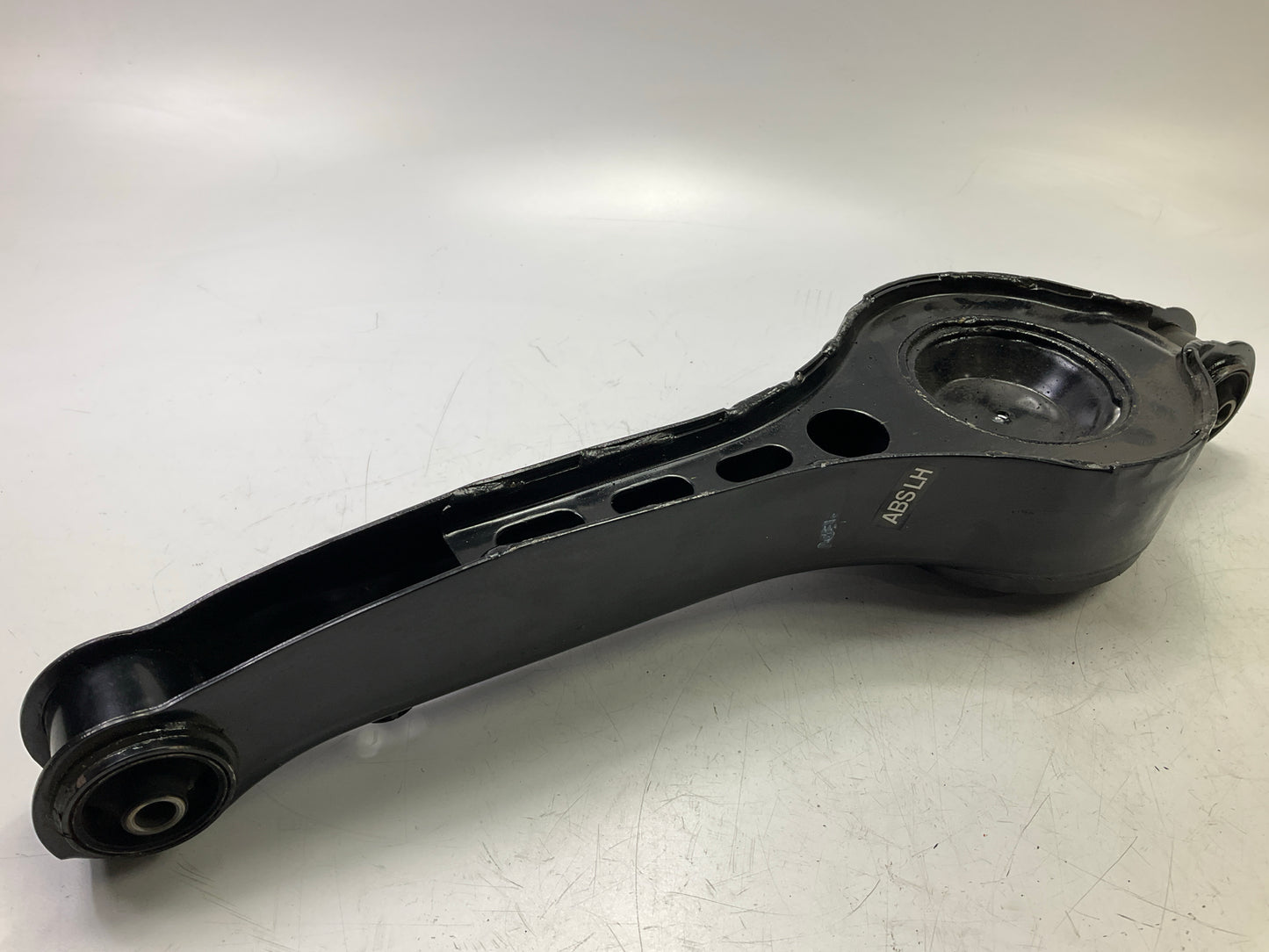 Moog RK642253 Rear Left Lower Control Arm For 2002-2005 Kia Sedona
