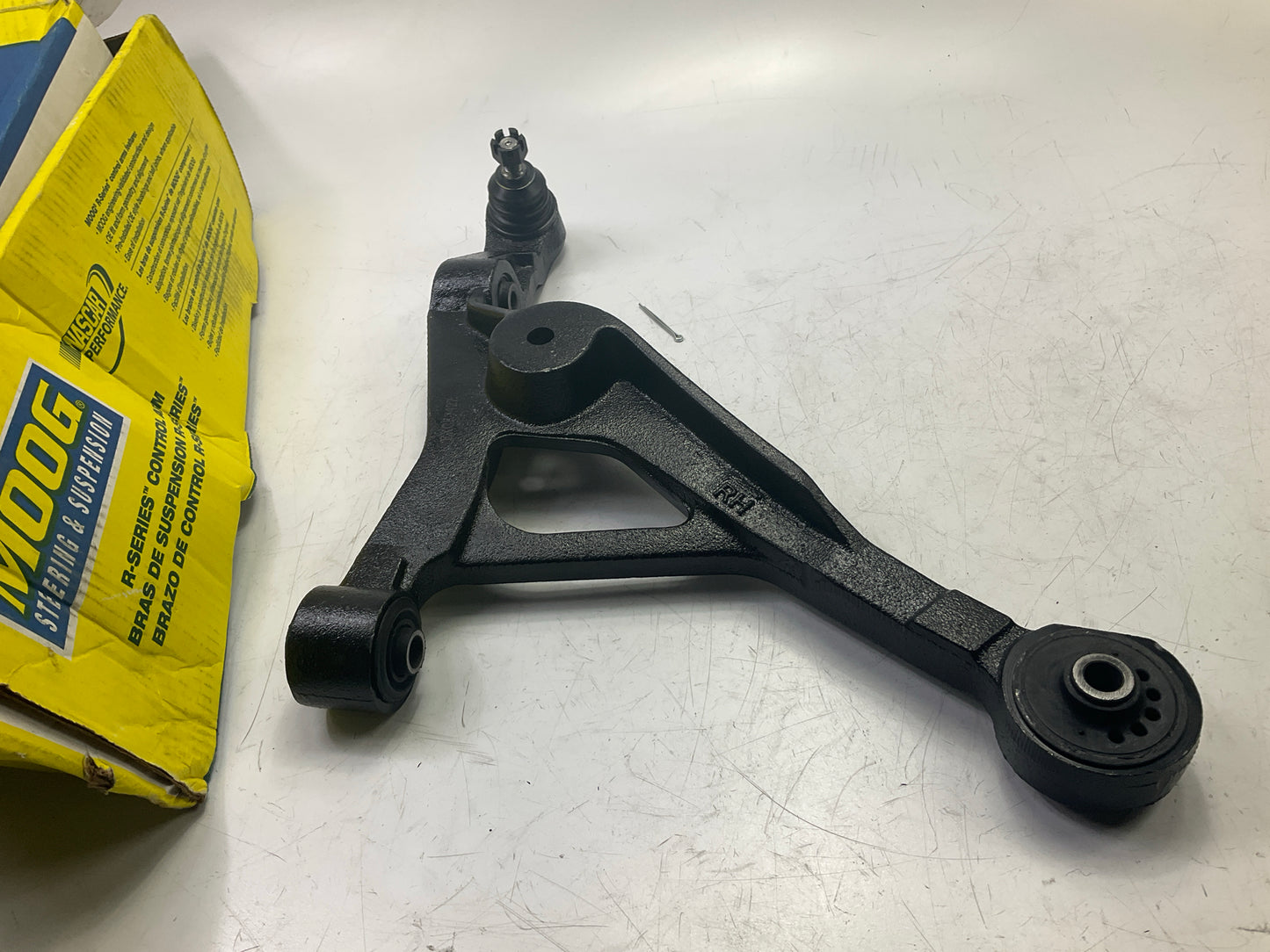 Moog RK7427 Front Right Lower Suspension Control Arm And Ball Joint