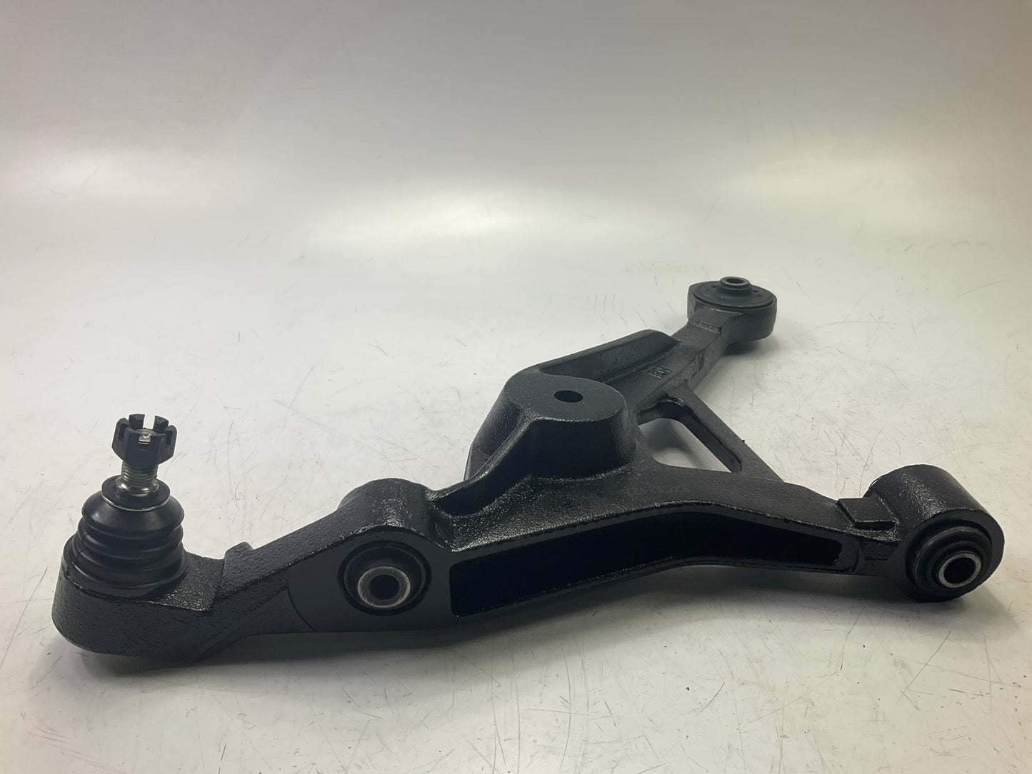 Moog RK7427 Front Right Lower Suspension Control Arm And Ball Joint