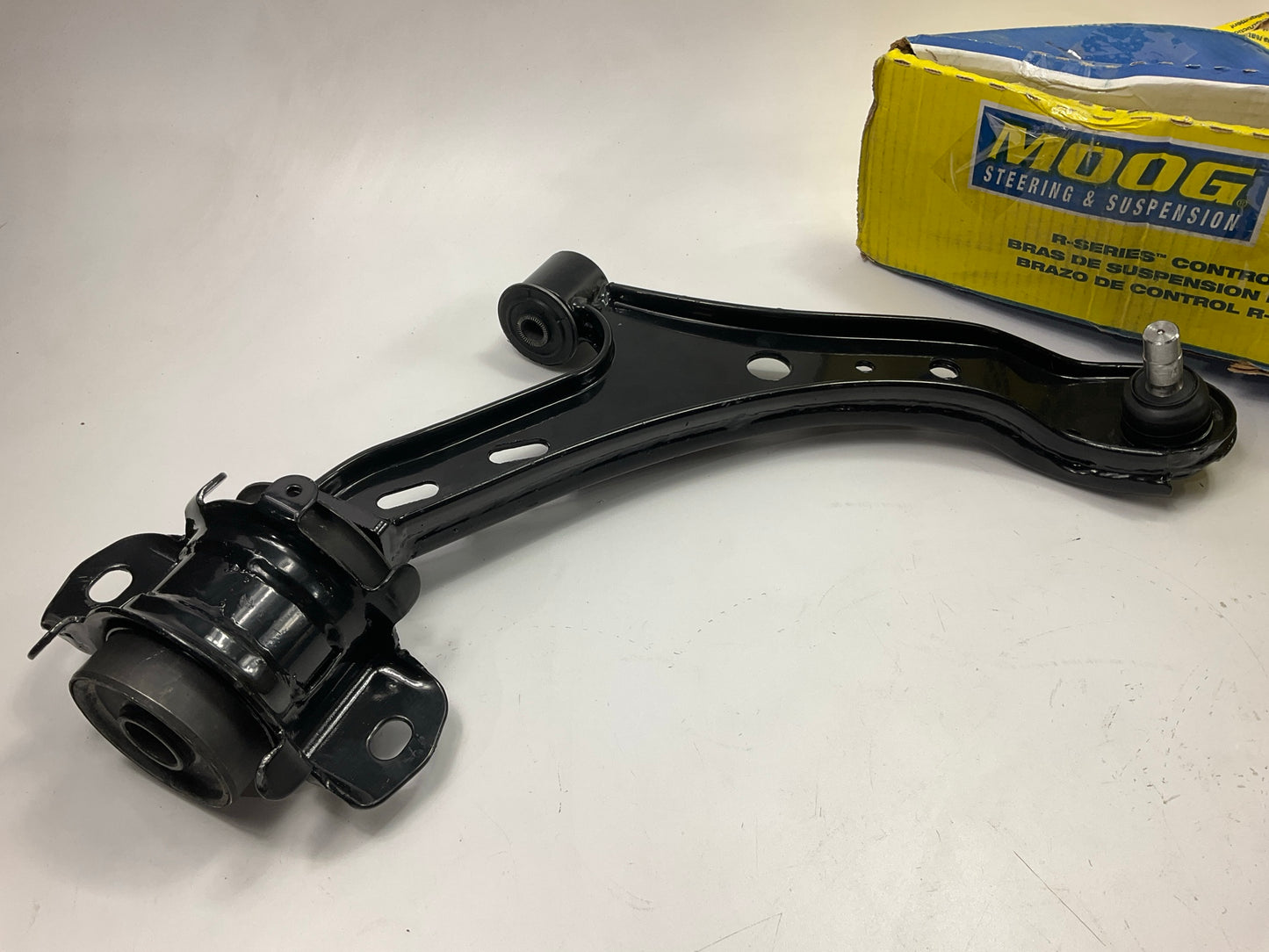 Moog RK80726 Front Right Lower Control Arm For 2005-2010 Ford Mustang