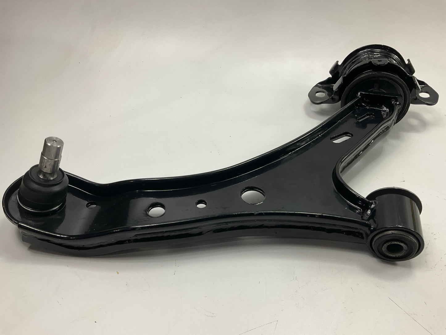 Moog RK80726 Front Right Lower Control Arm For 2005-2010 Ford Mustang