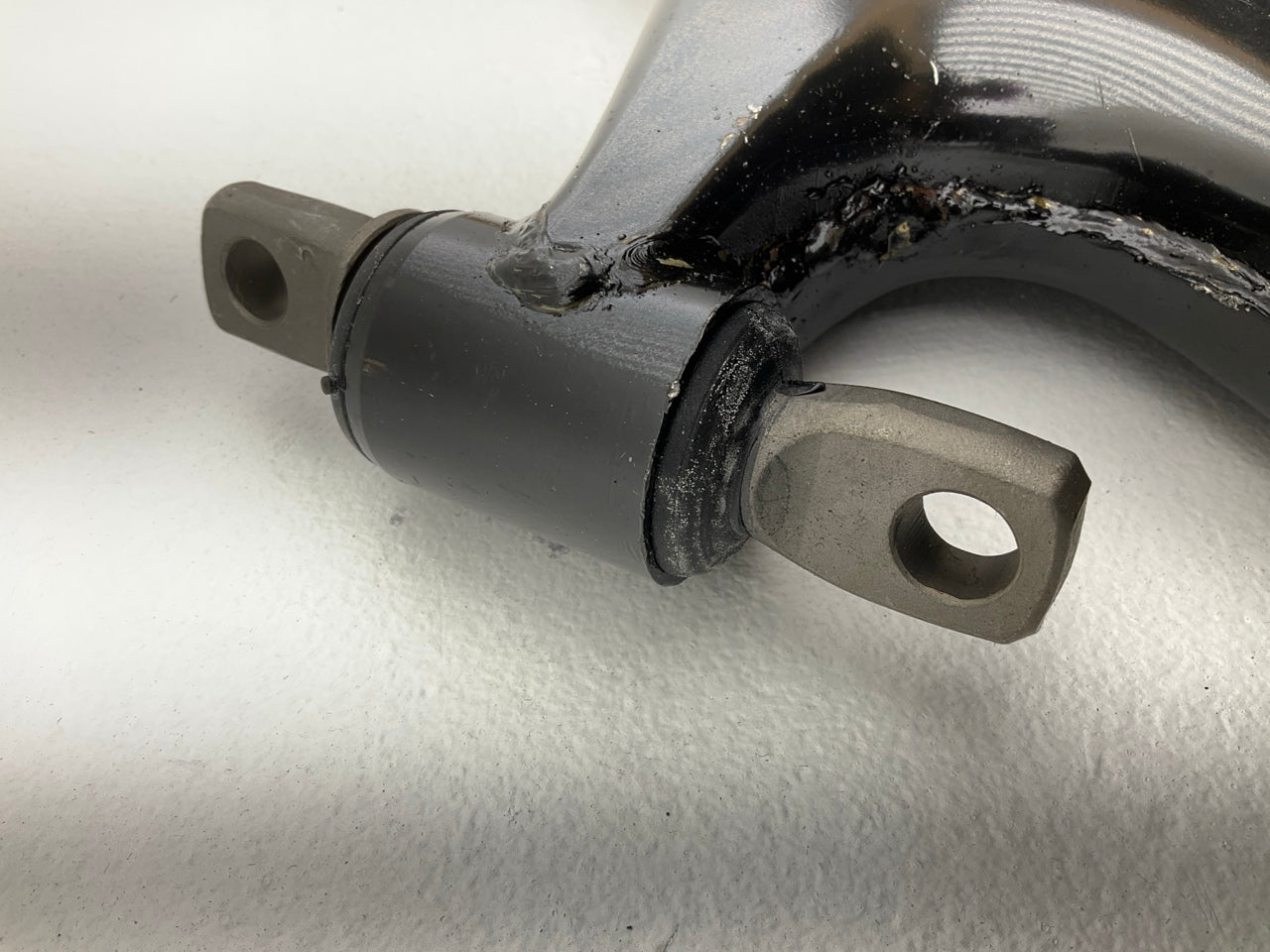 Moog RK90367 Front Left Lower Control Arm For 1999-2001 Hyundai Sonata