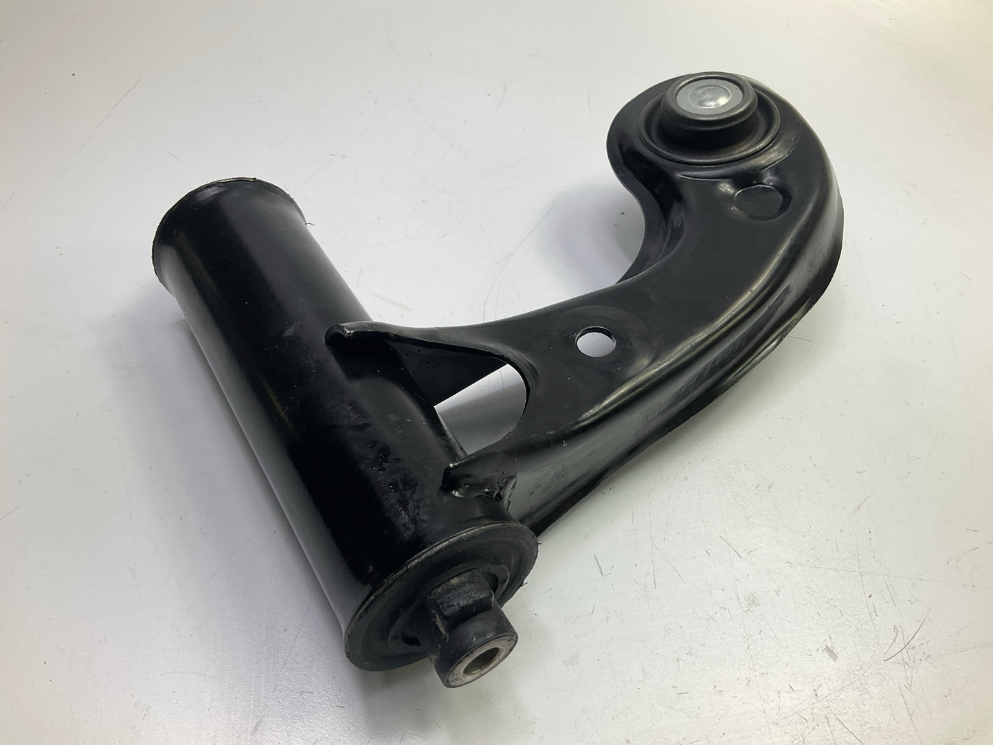 Moog RK90422 Front Right Upper Control Arm And Ball Joint