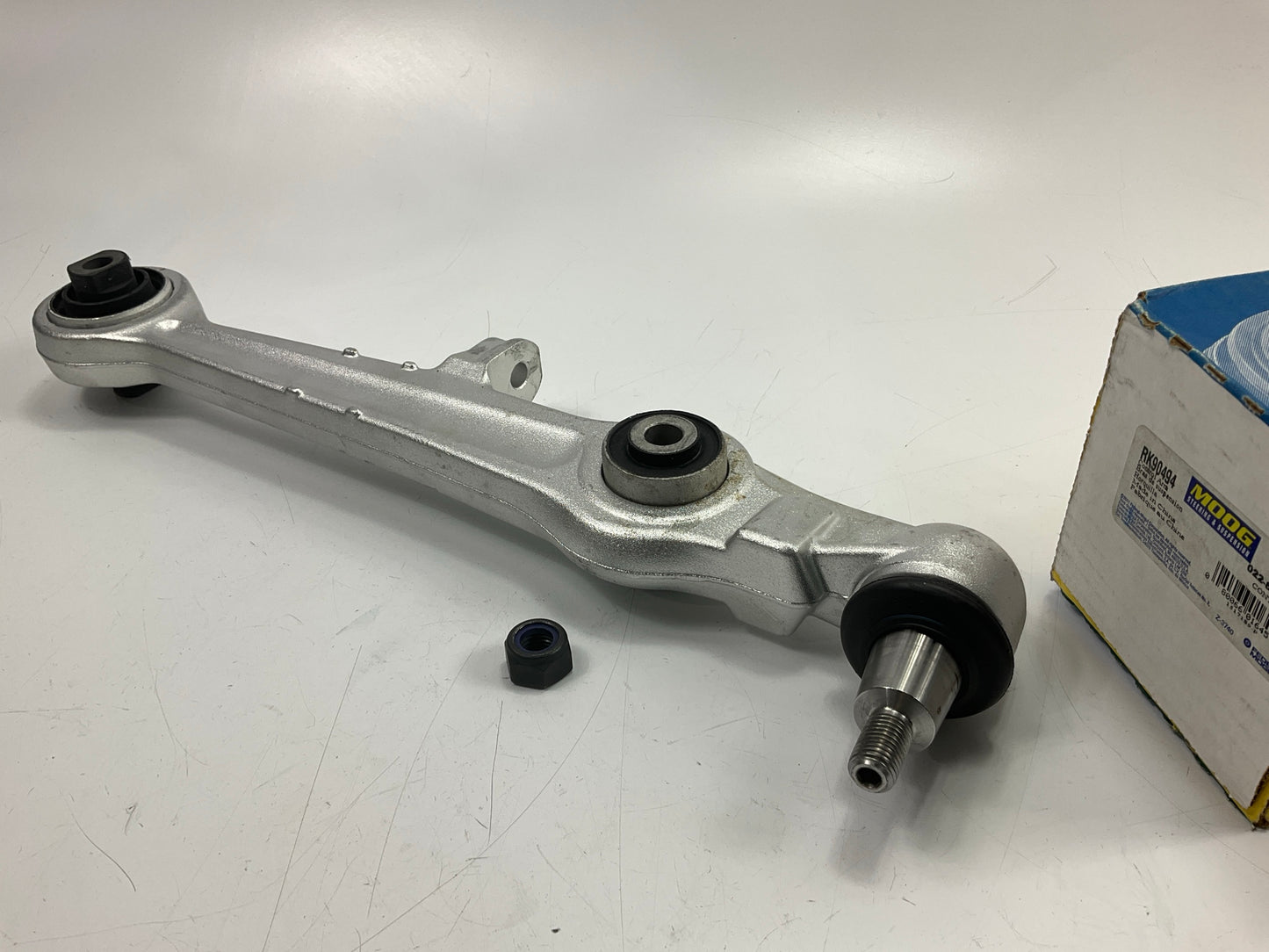 Moog RK90494 Front Lower Suspension Control Arm And Ball Joint Assembly