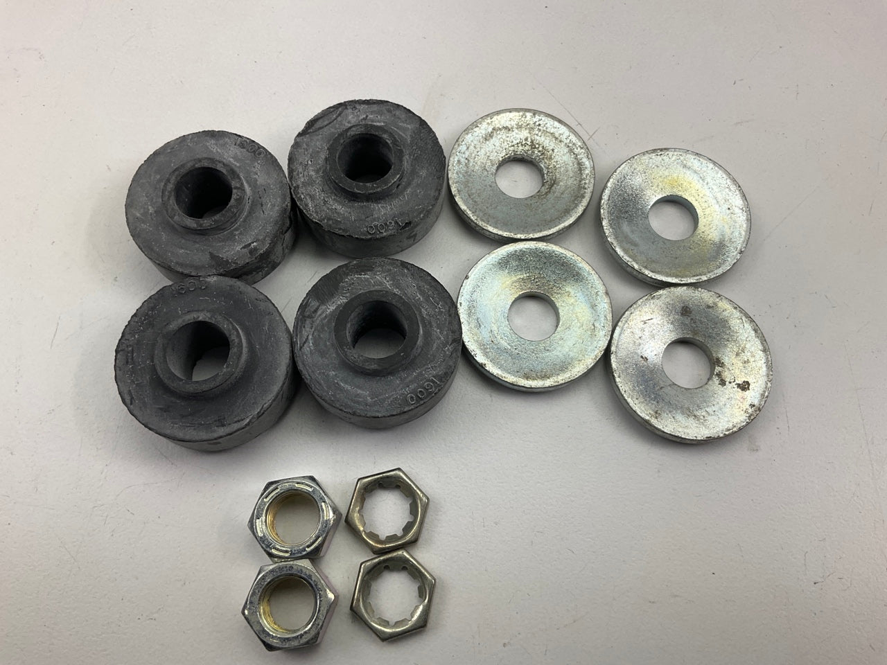 Moog SSD42 TrailBoss Steering Stabilizer Damper Kit