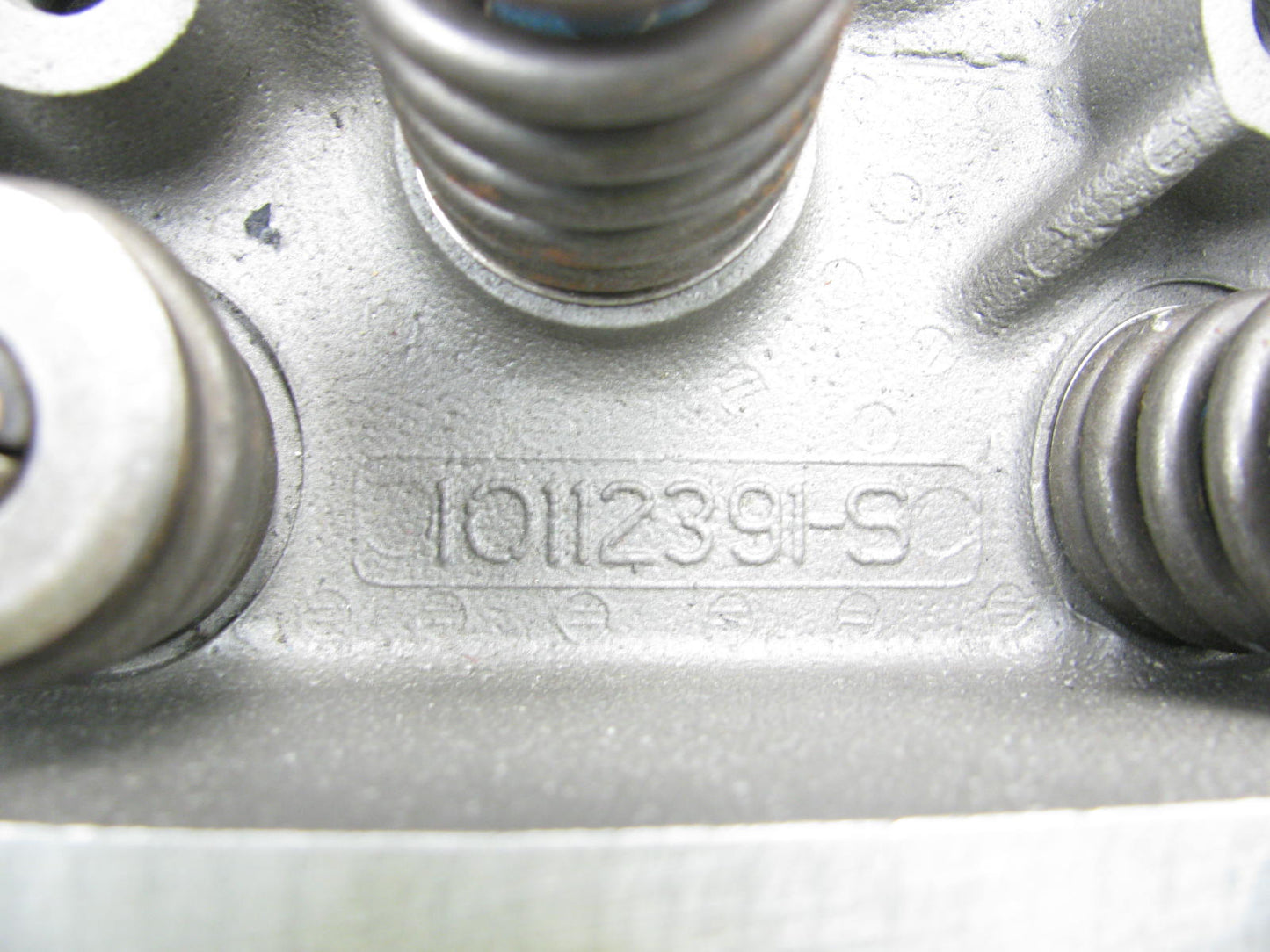 Moores GMC6807B Remanufactured 10112391-S Cylinder Head - 1992-1997 GM 2.2L