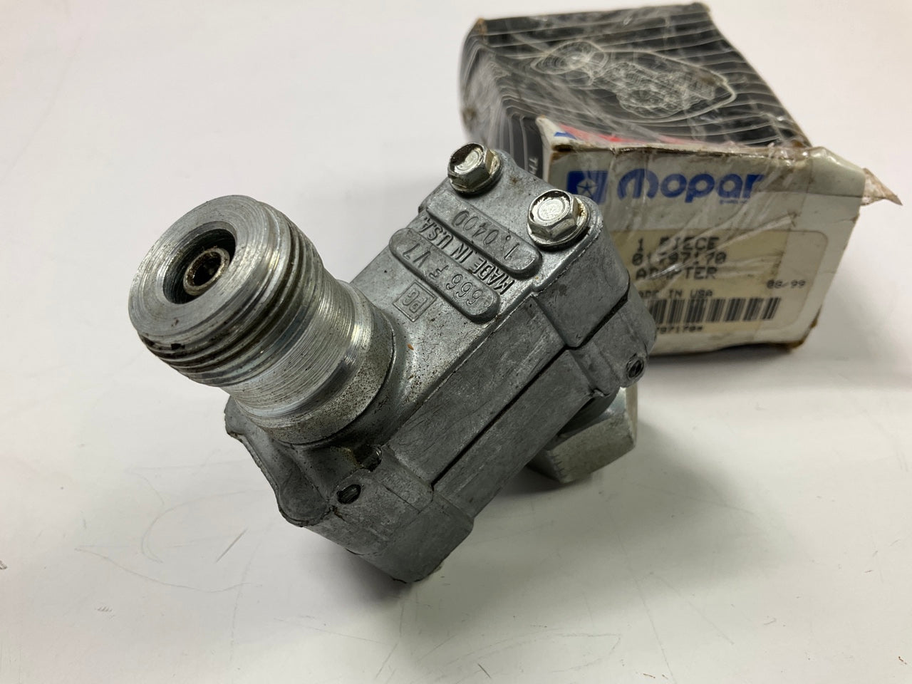 NOS OEM Mopar 1797170 Speedometer Gear Reducer 14-Tooth For Dodge W350