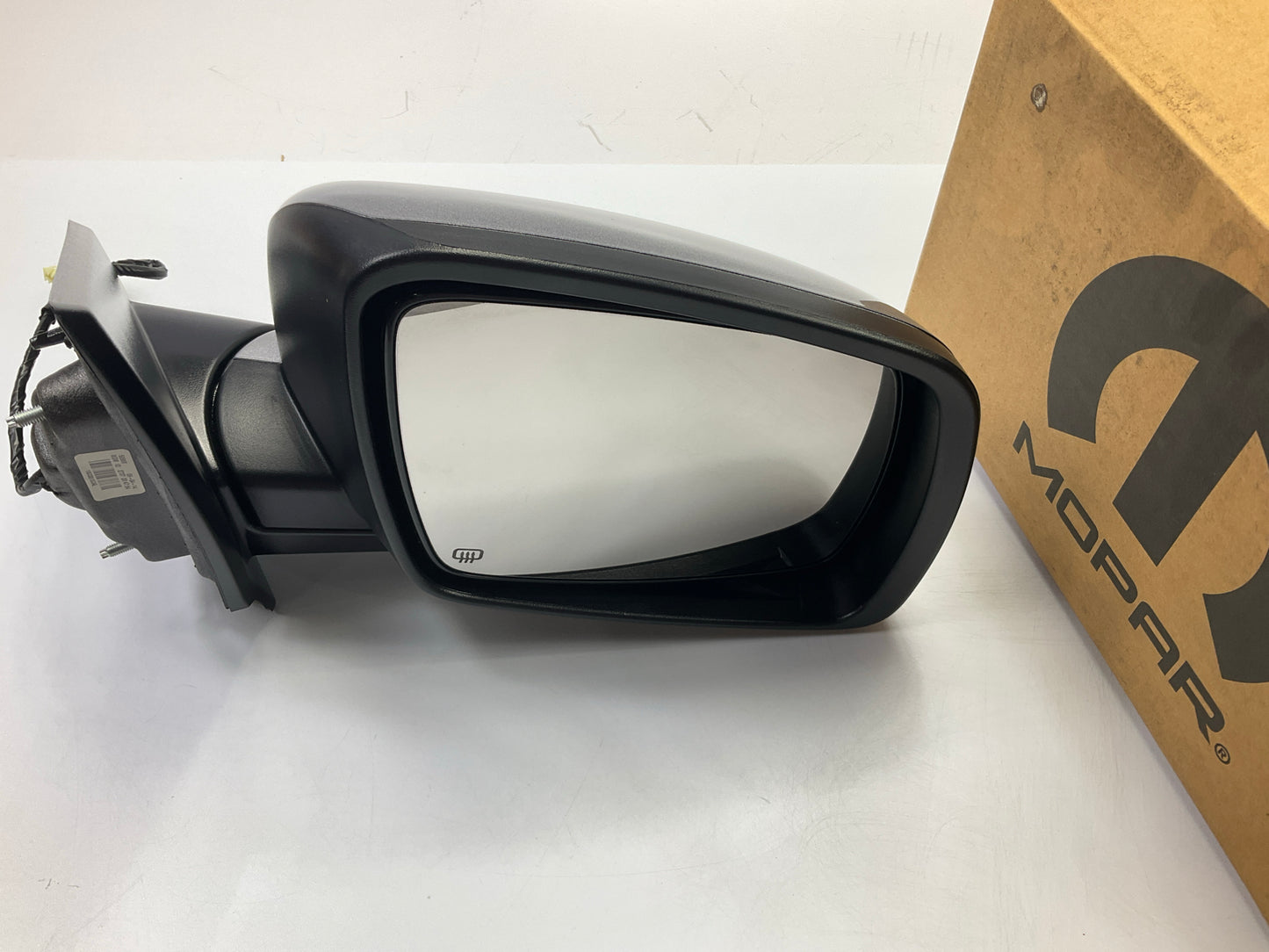 Mopar 1GC001SCAE Right Heated Mirror For 2009-2018 Dodge Journey, Billet Silver